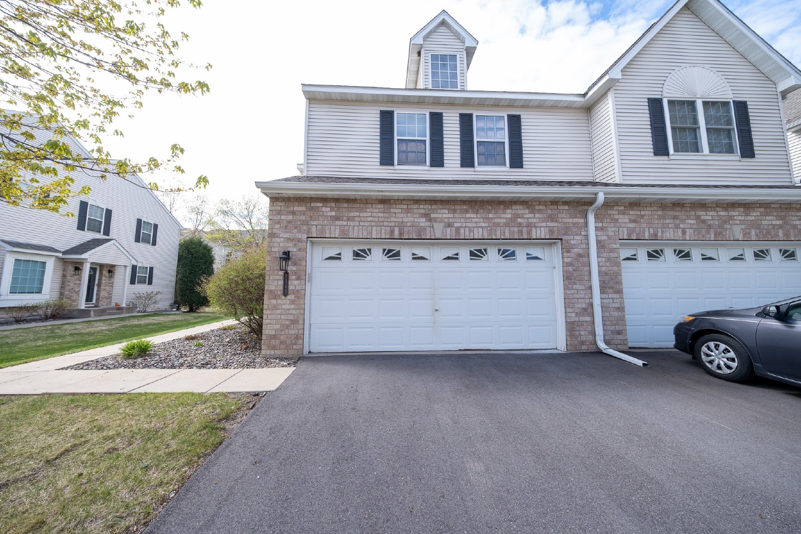 Rath Place, Eden Prairie (9345) JH ER1 **HWP** - 1 property image