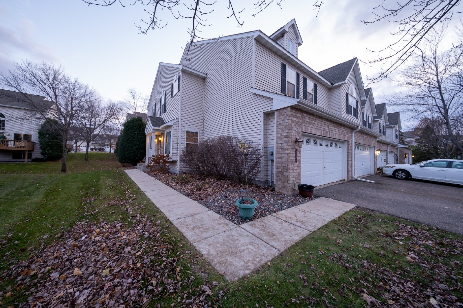 Rath Place, Eden Prairie (9345) JH ER1 **HWP** - 1 property image