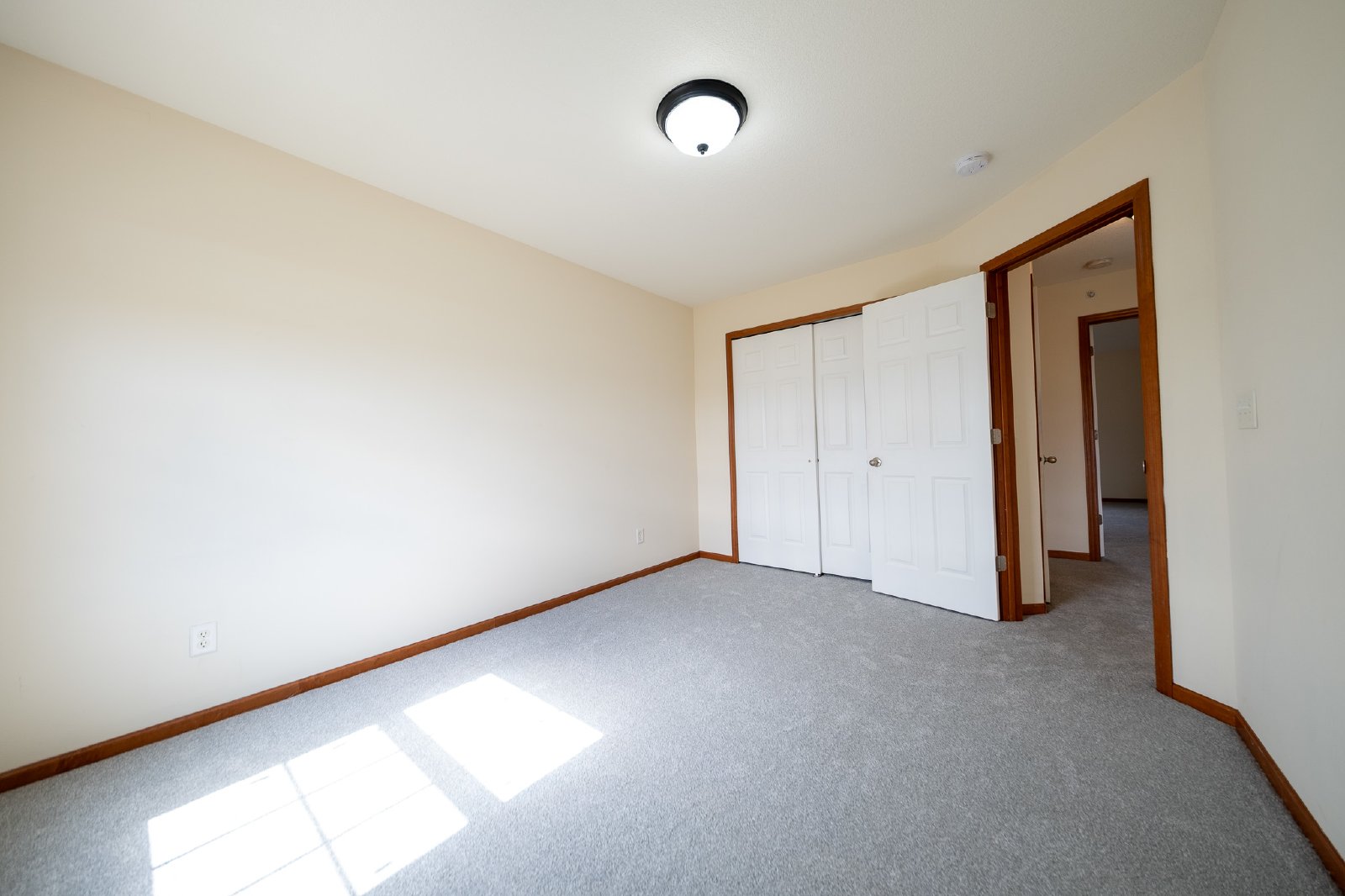 Gentian Drive, Eden Prairie (10006) JH MG1 **HWP** - 1 property image