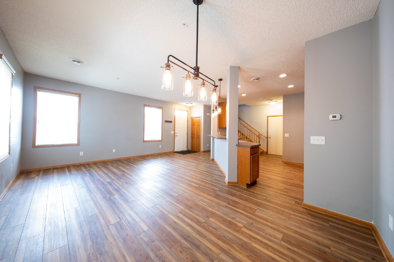 Fergus Street Northeast, Blaine (10930, Unit F) MJ KZ1 - 1 property image