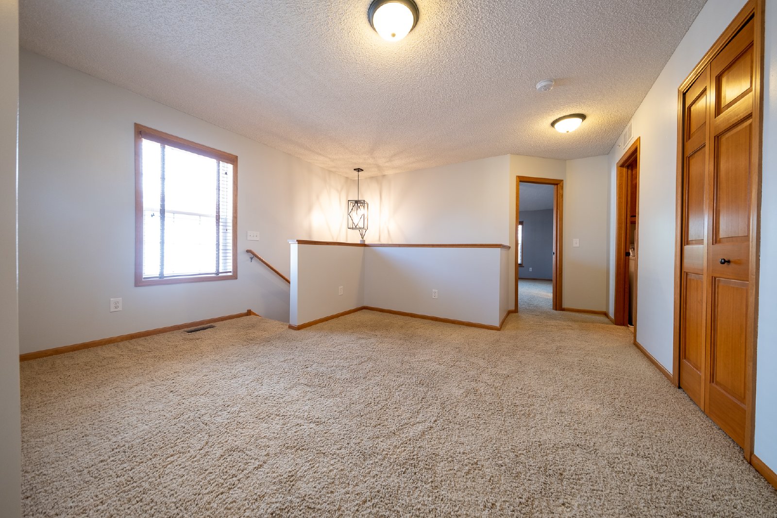 Fergus Street Northeast, Blaine (10930, Unit F) MJ KZ1 - 1 property image