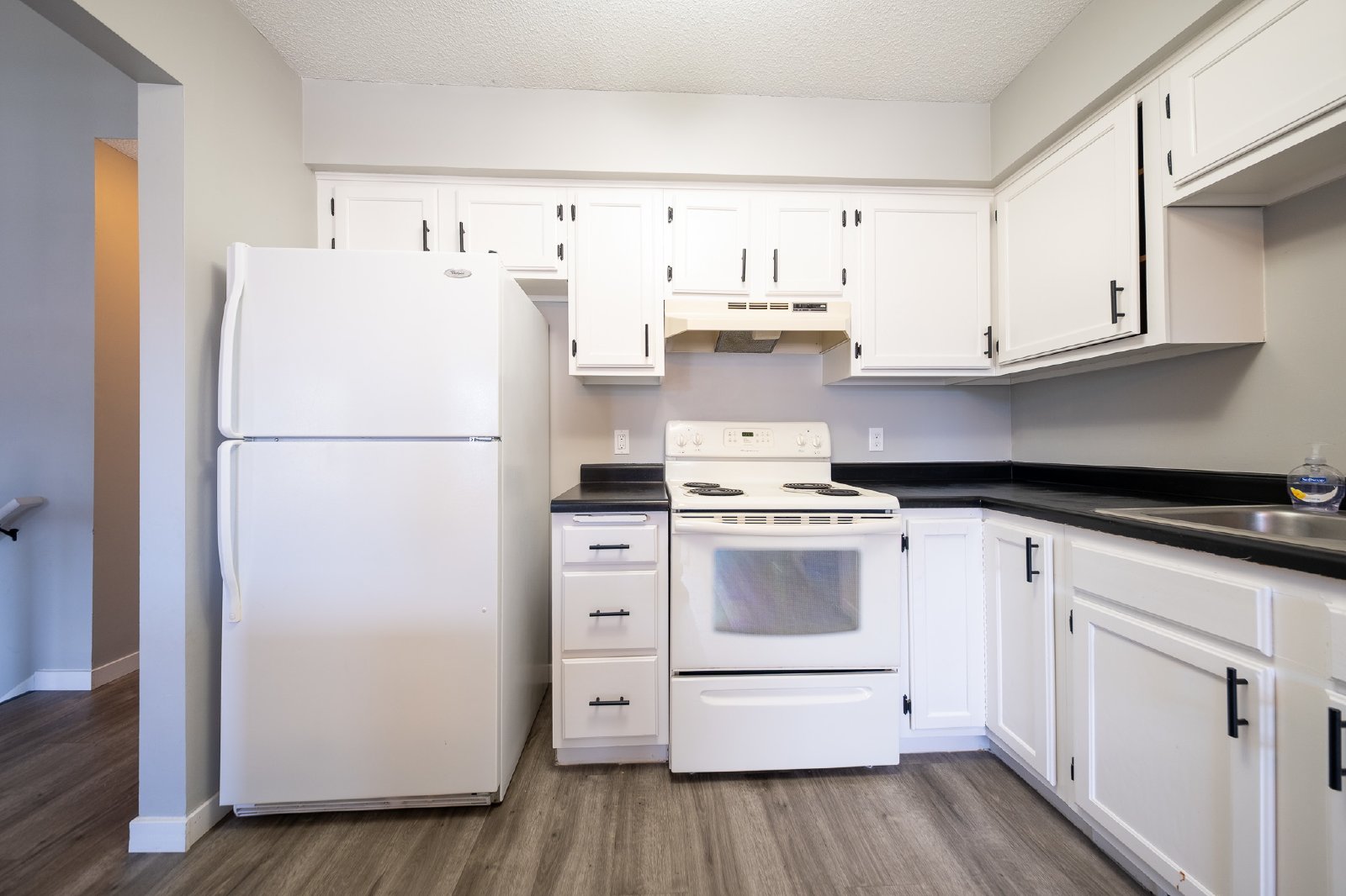 South Meadowlark Road, Eagan (4108) LS KK1 *HWP* - 1 property image