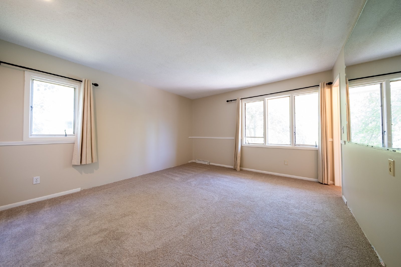 Reflection Road, Apple Valley (469) JP KZ1 - 1 property image
