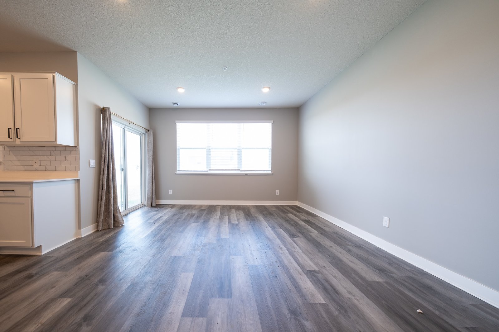 Kaylemore Trail, Rosemount (13748) LS JS1 - 1 property image