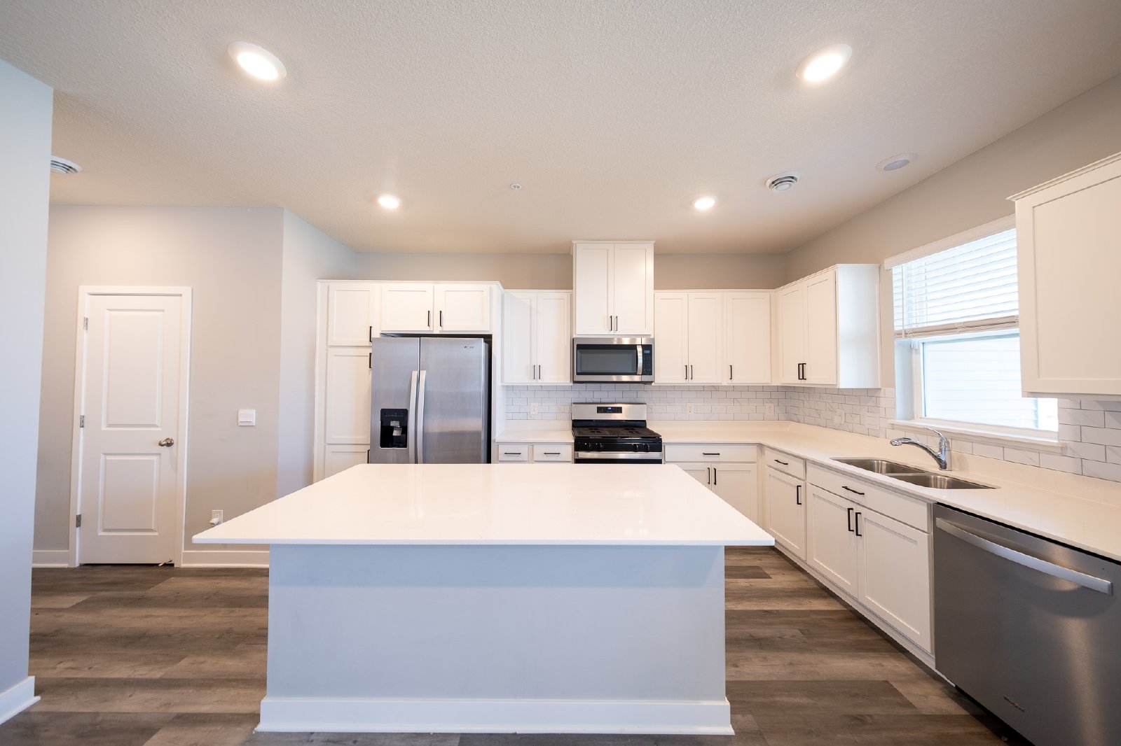 Kaylemore Trail, Rosemount (13748) LS JS1 - 1 property image