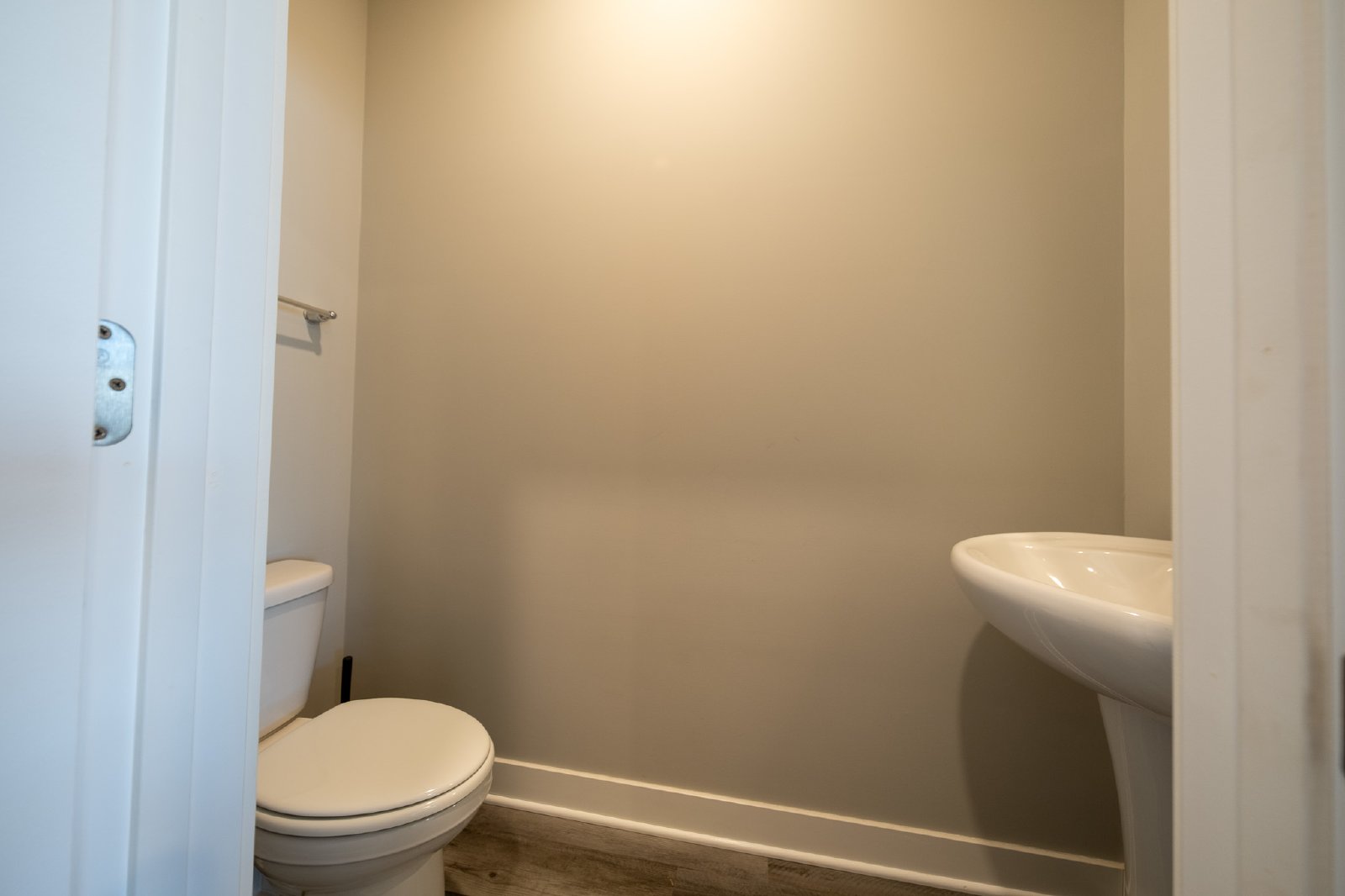 Kaylemore Trail, Rosemount (13748) LS JS1 - 1 property image