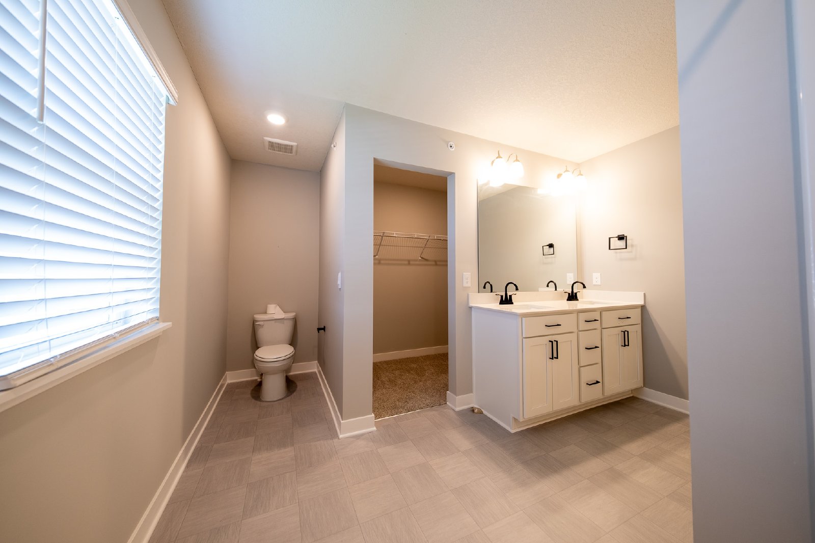 Kaylemore Trail, Rosemount (13748) LS JS1 - 1 property image