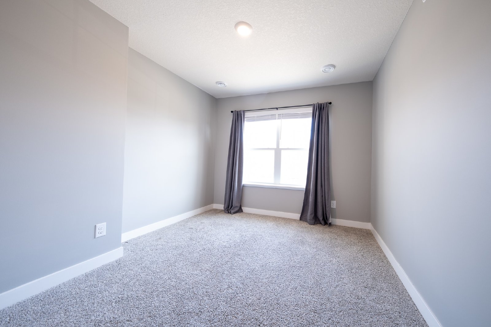 Kaylemore Trail, Rosemount (13748) LS JS1 - 1 property image