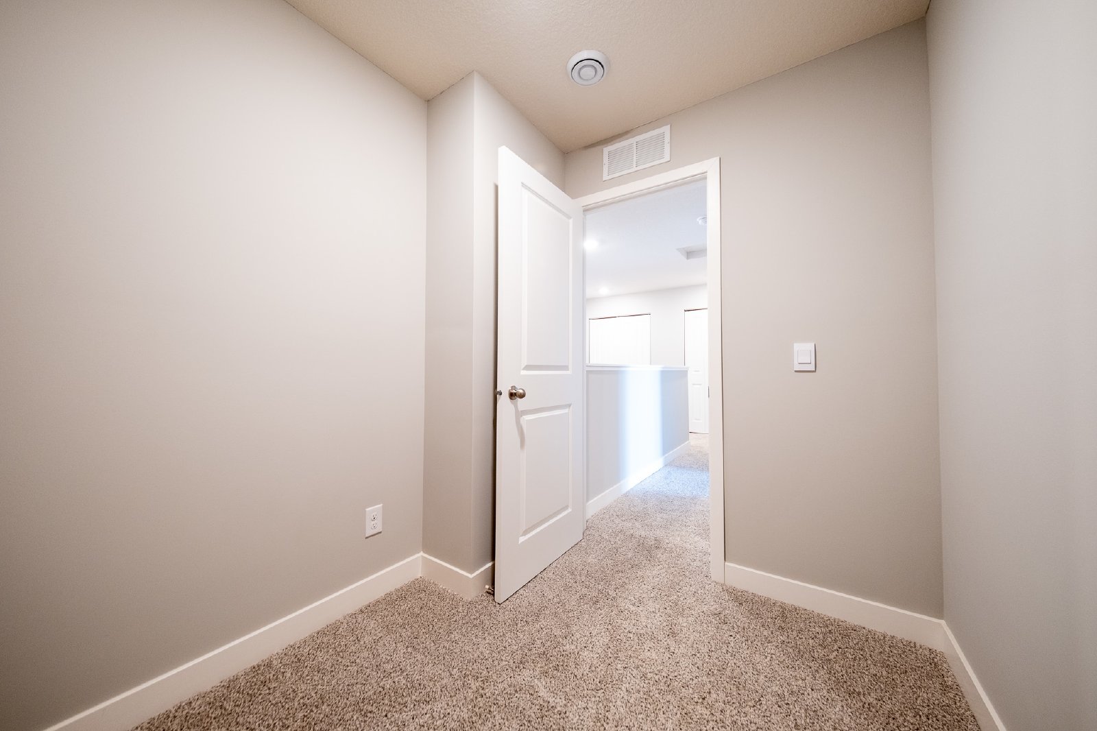 Kaylemore Trail, Rosemount (13748) LS JS1 - 1 property image