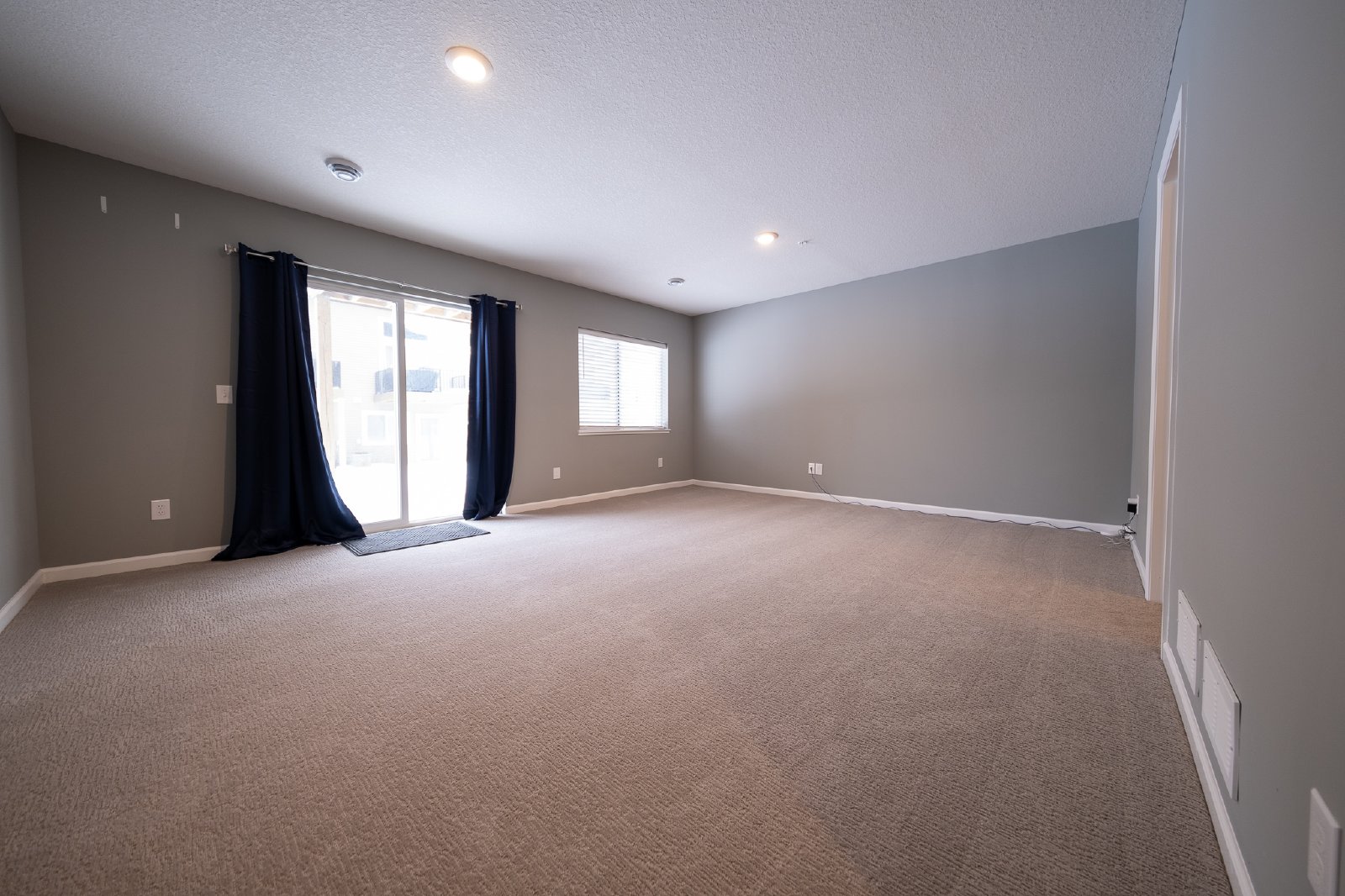 Bronze Parkway, Rosemount (13419) LS ER1 - 1 property image