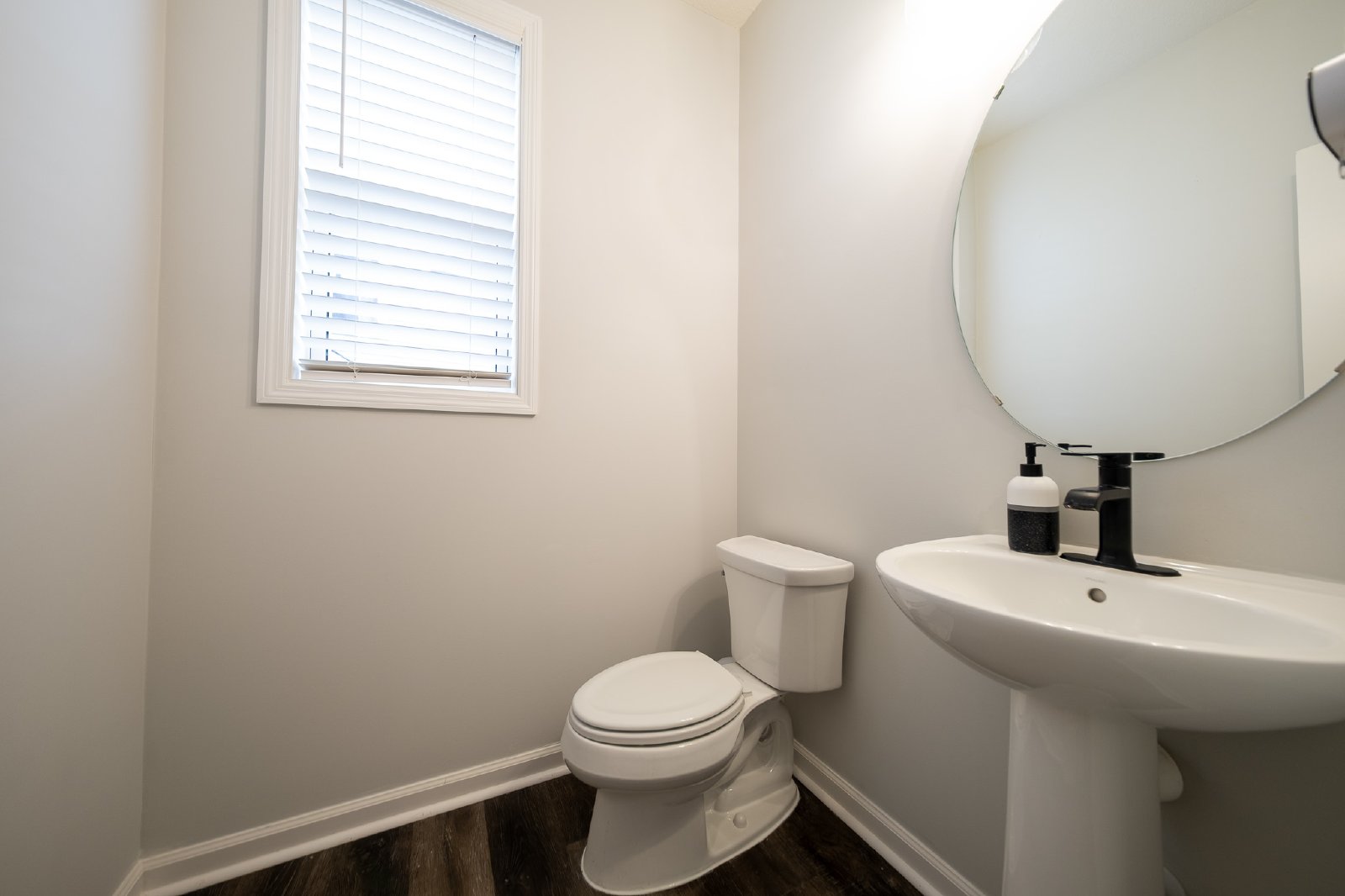 Thrush Street, Shakopee (3849) LS JS1 - 1 property image