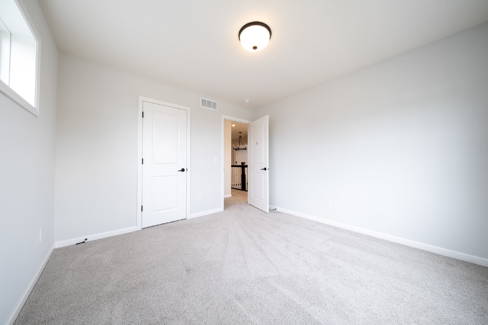 Thrush Street, Shakopee (3849) LS JS1 - 1 property image