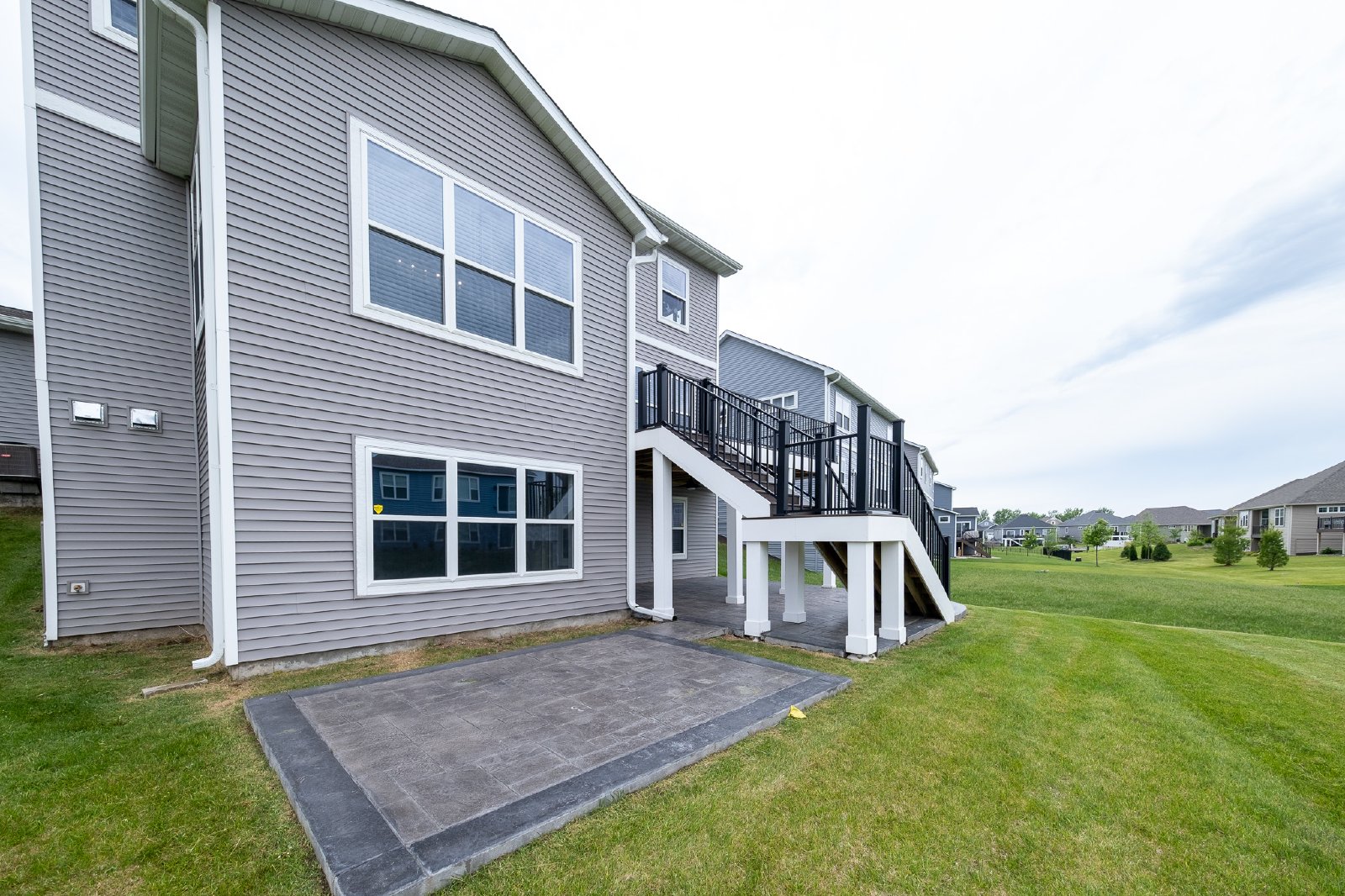 Thrush Street, Shakopee (3849) LS JS1 - 1 property image