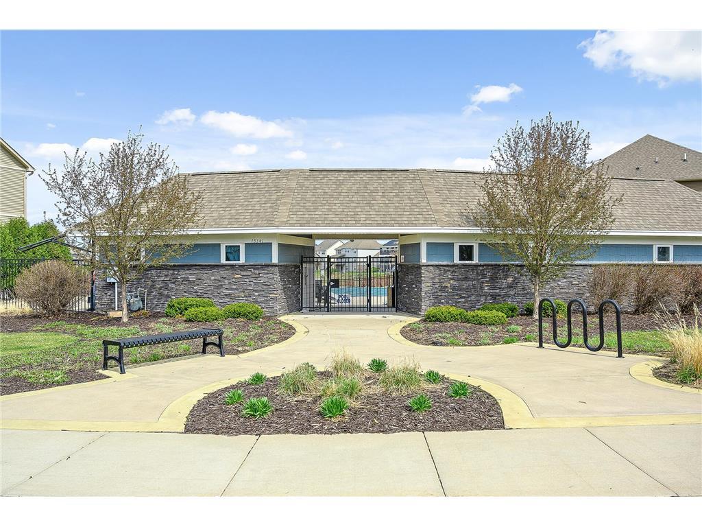 Eagle Creek Way, Apple Valley (15356) JP MG1 - 1 property image