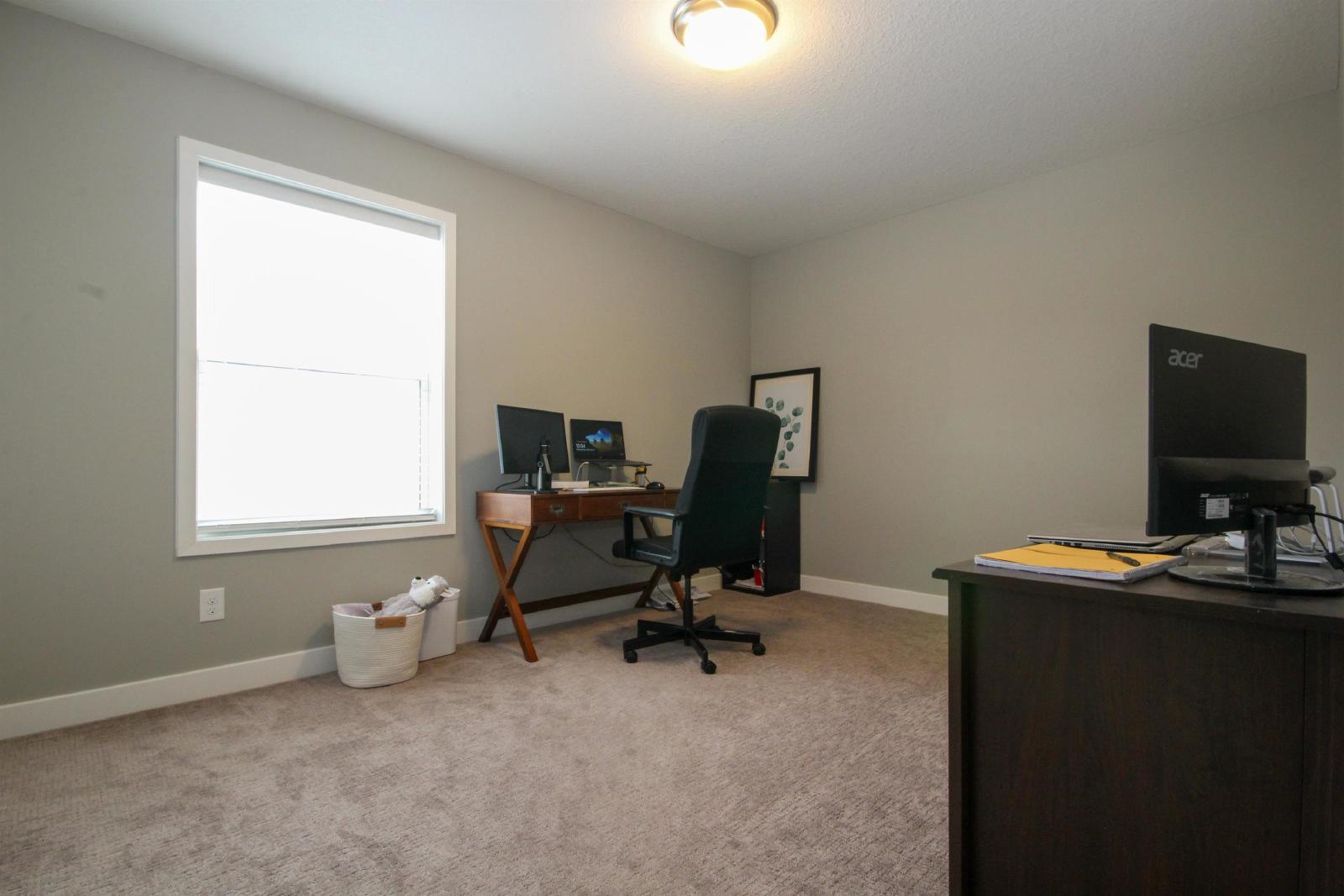102nd Place North, Maple Grove (13789) LS KZ1 - 1 property image