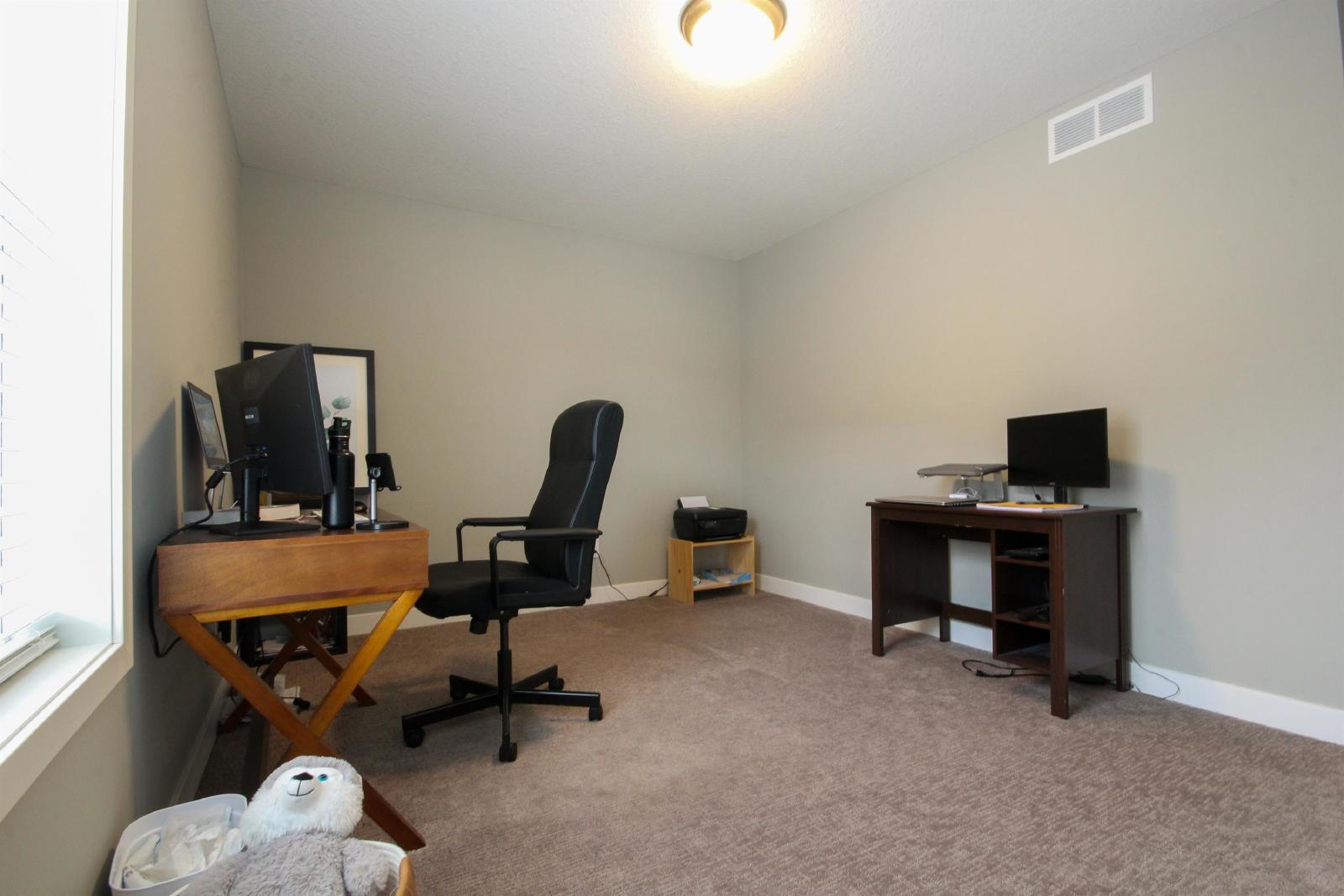102nd Place North, Maple Grove (13789) LS KZ1 - 1 property image