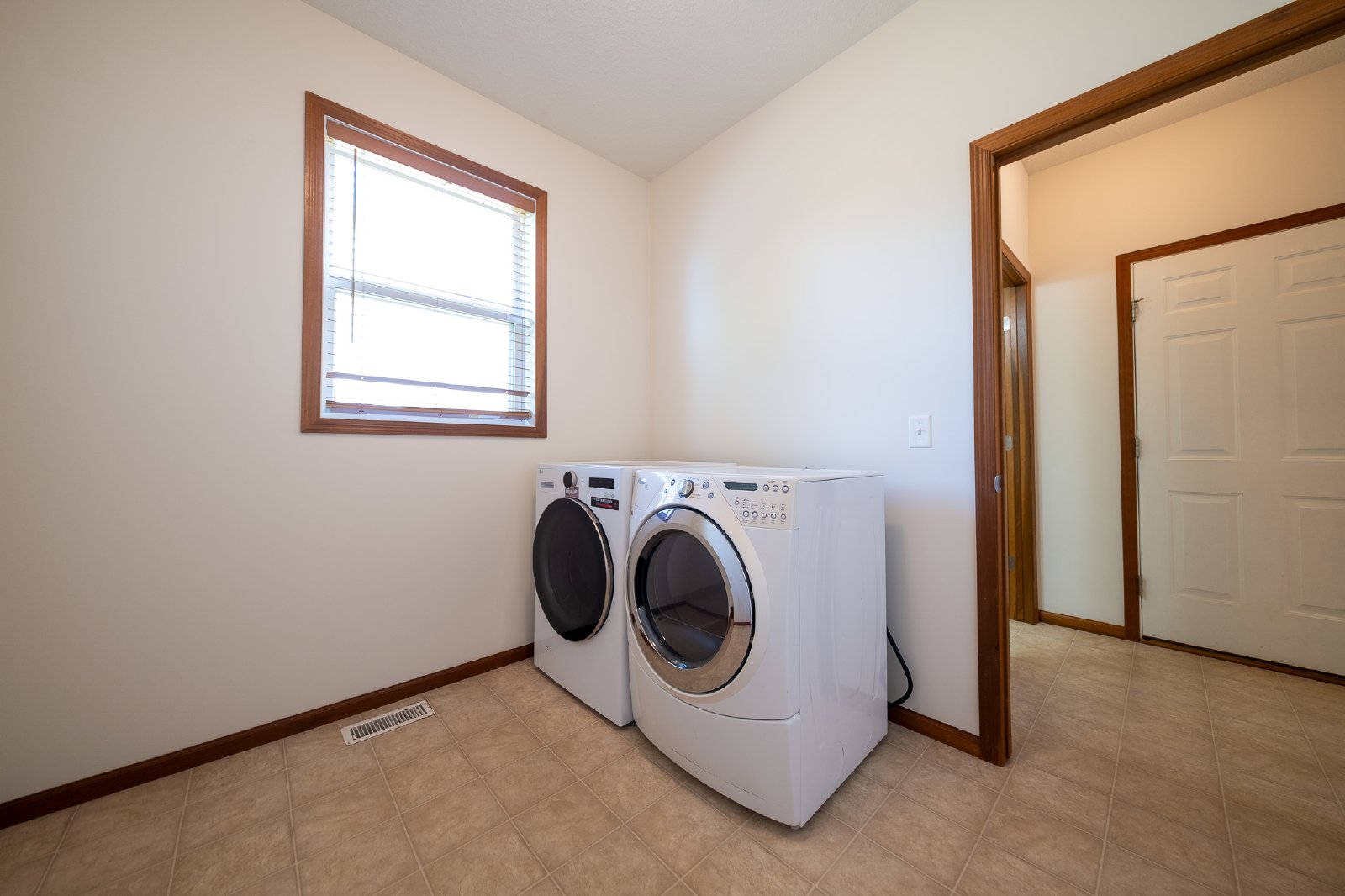 Spring Creek Drive, Carver (1814) RS KK1 *HWP* - 1 property image