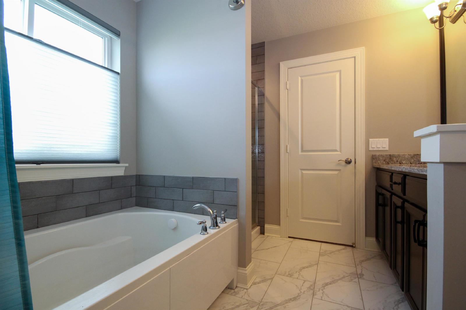 Glassfern Lane, Lakeville (18170) LY KZ1 - 1 property image