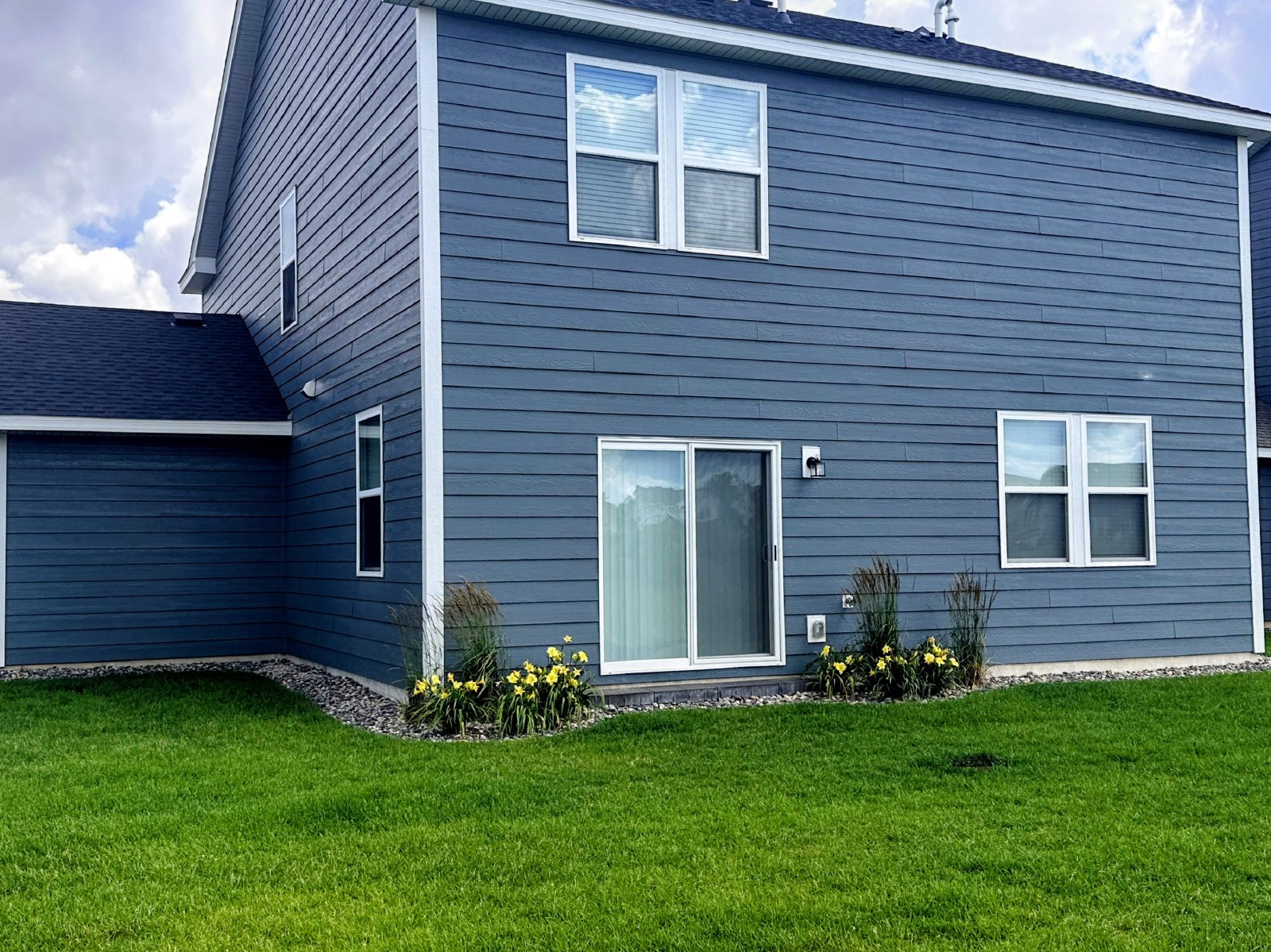 183rd Street West, Lakeville (7368) AB ER1 **TPO** - 1 property image
