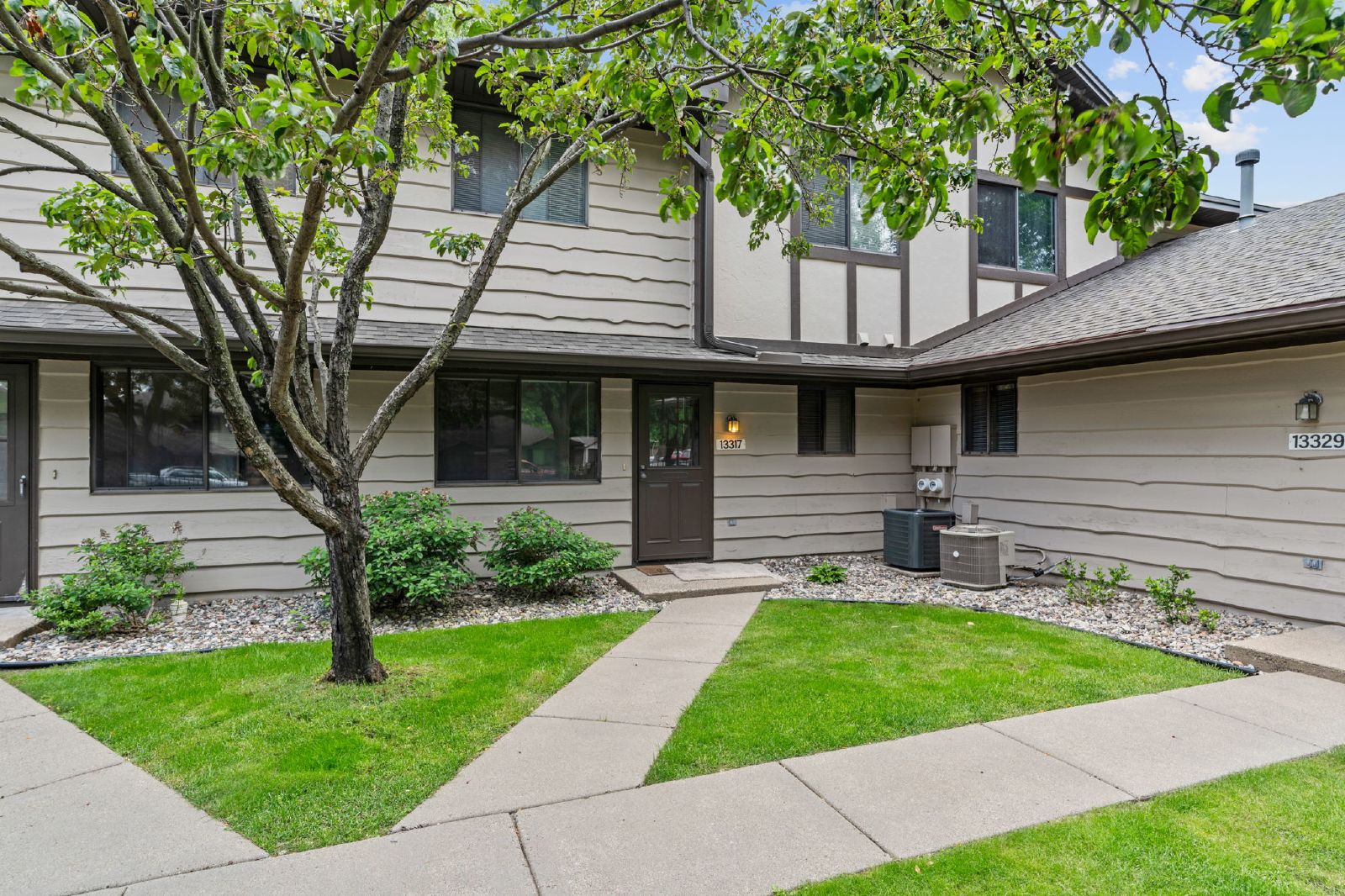 Zenith Lane, Eden Prairie (13317) LS ER1 - 1 property image