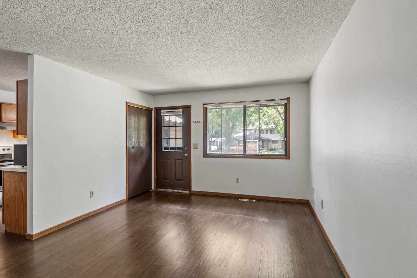 Zenith Lane, Eden Prairie (13317) LS ER1 - 1 property image