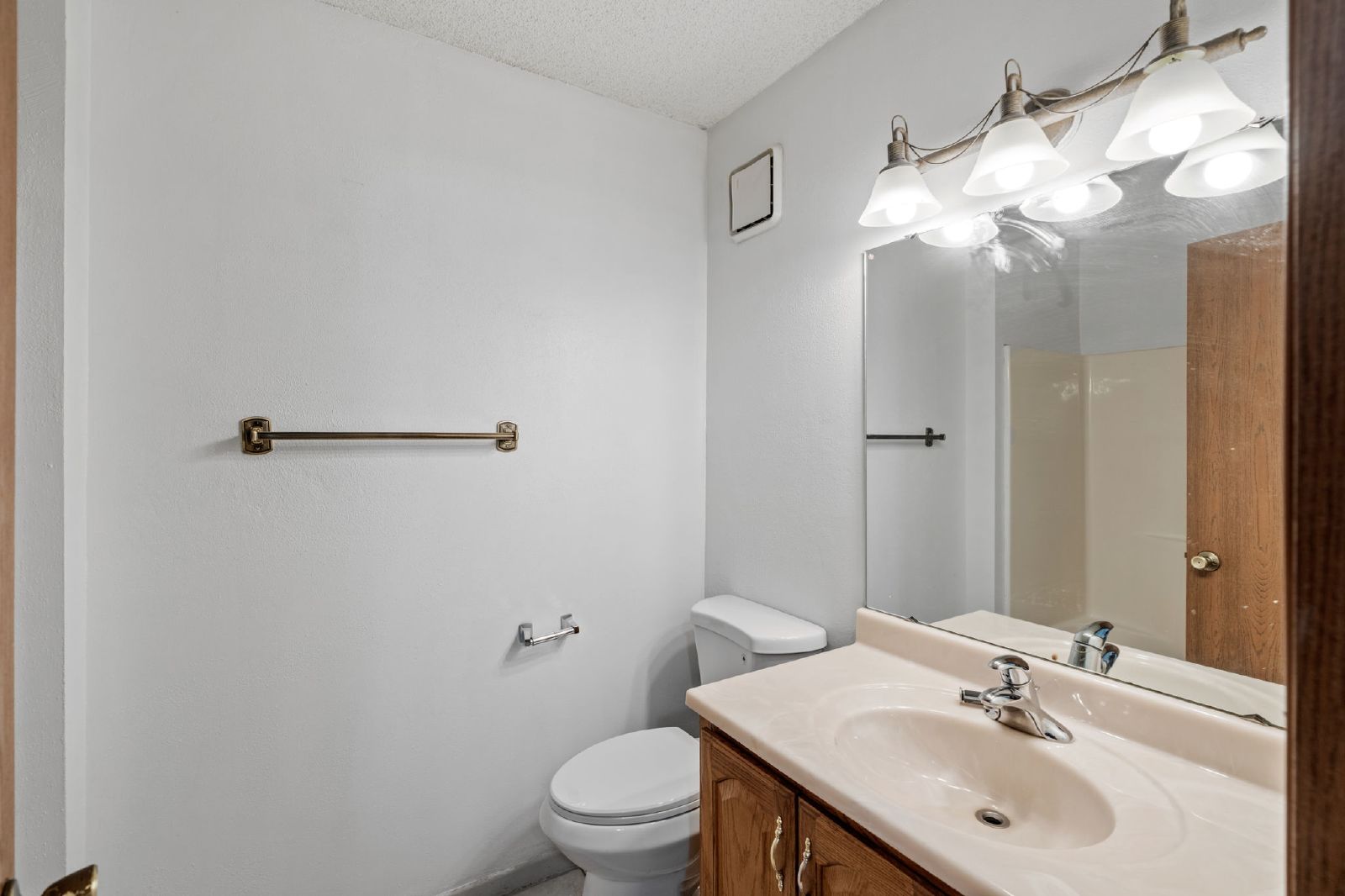 Zenith Lane, Eden Prairie (13317) LS ER1 - 1 property image