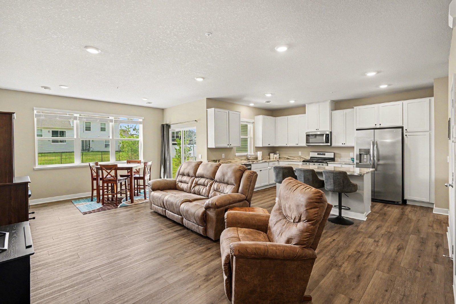 Kaylemore Trail, Rosemount (13860) LS KK1 - 1 property image