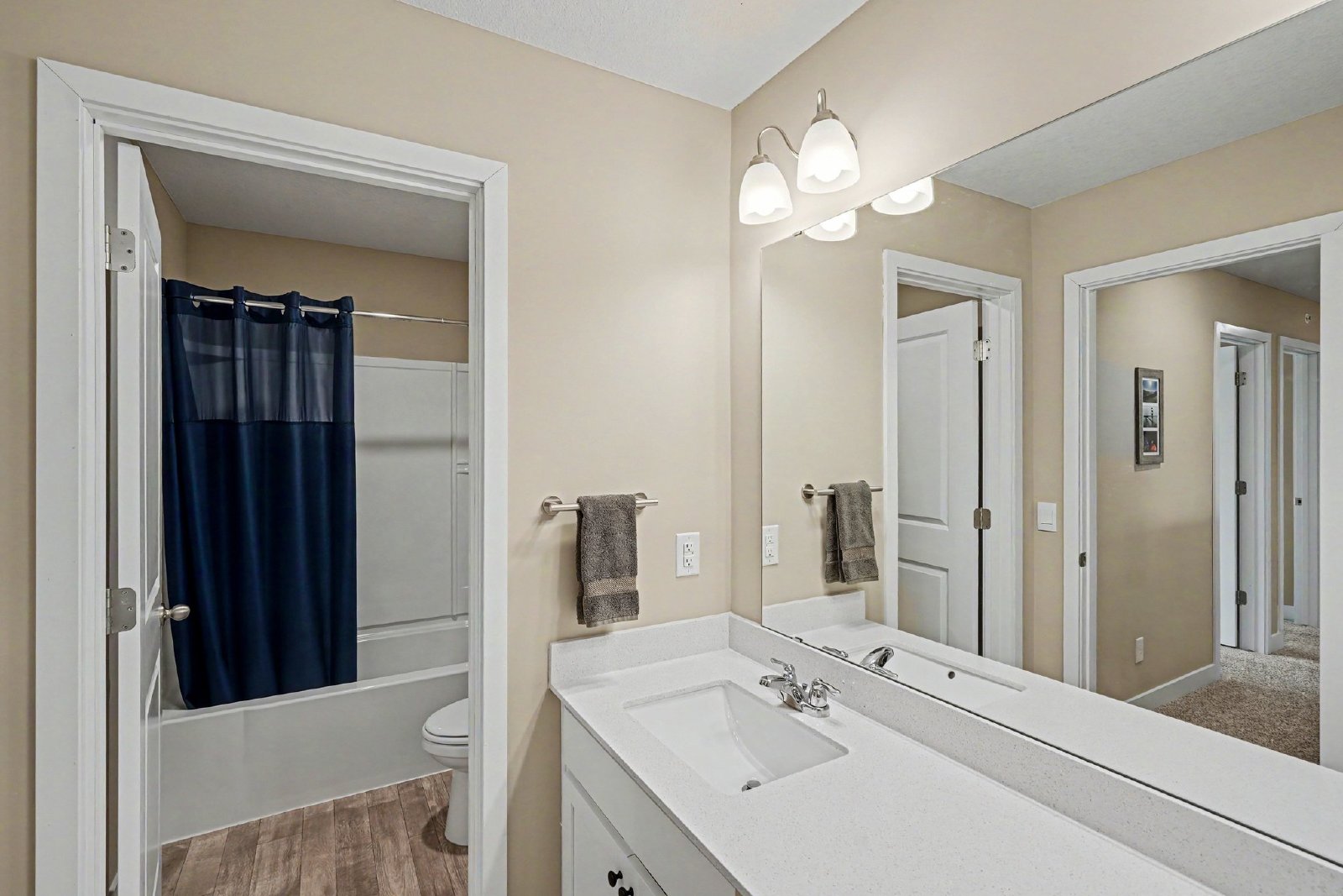 Kaylemore Trail, Rosemount (13860) LS KK1 - 1 property image