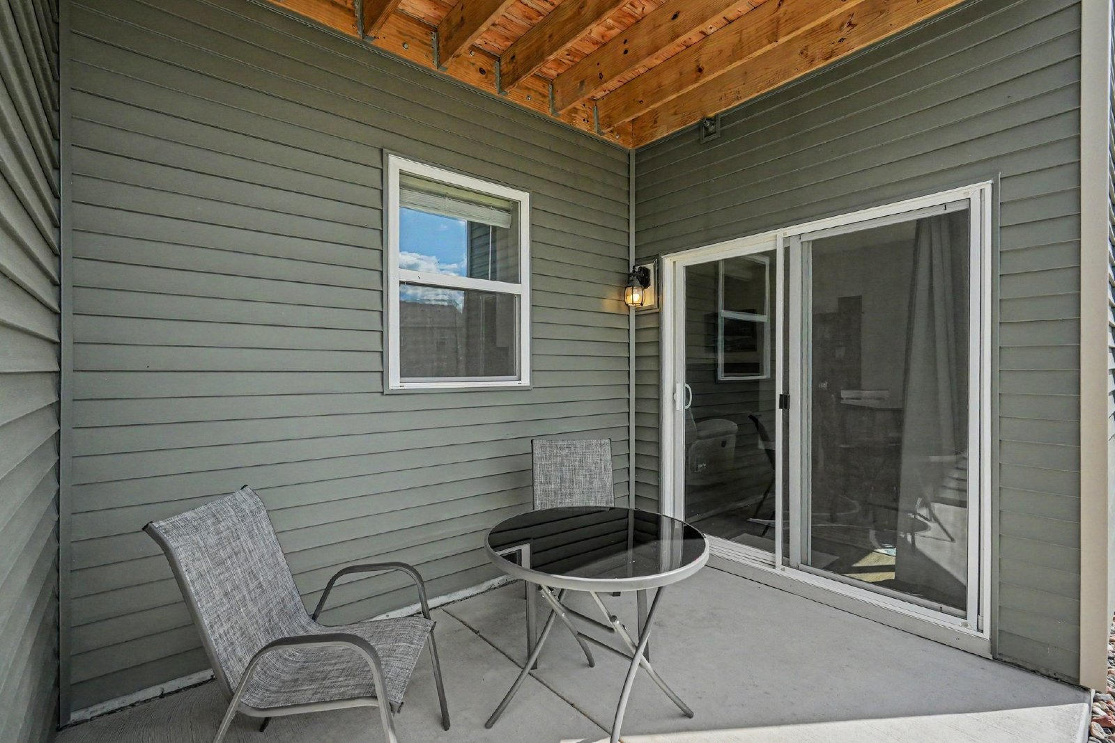 Kaylemore Trail, Rosemount (13860) LS KK1 - 1 property image