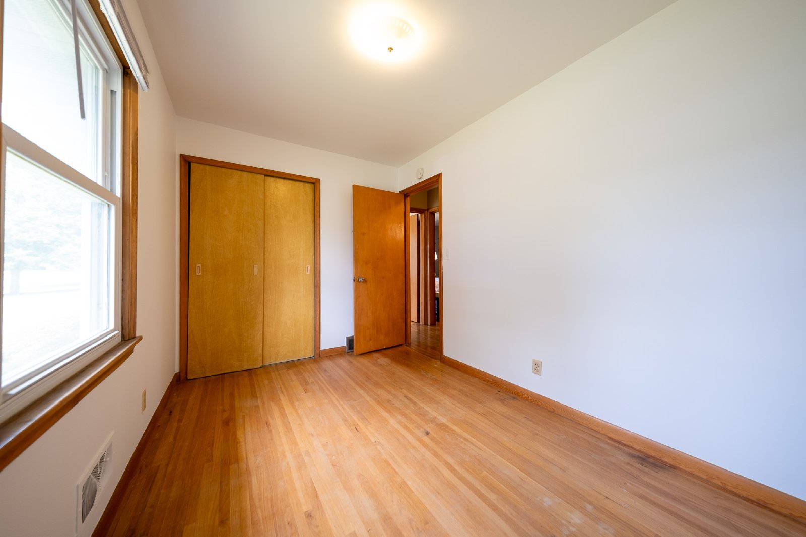 Chicago Avenue South, Bloomington (9433) RS DG1 - 1 property image