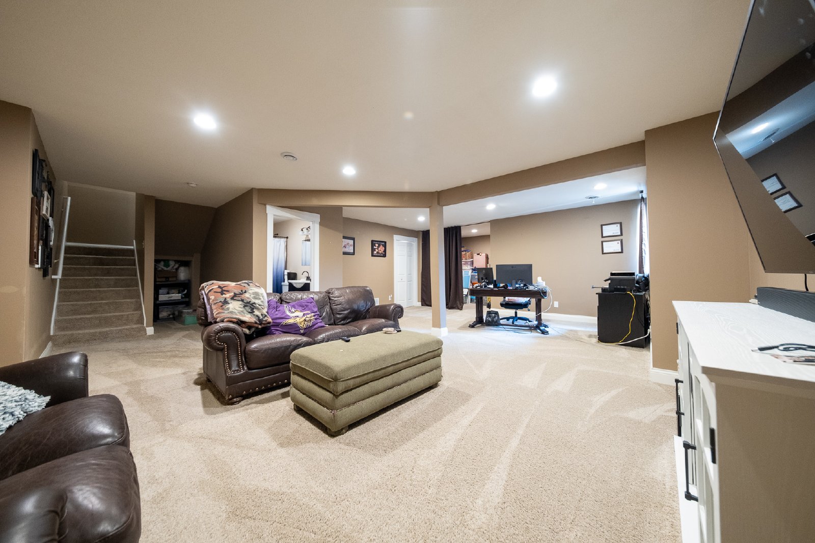 Dunberry Way, Apple Valley (15615) JP KK1 *HWP* - 1 property image