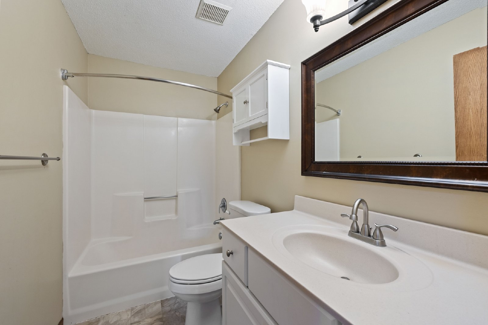 Glencoe Avenue, Lakeville (16940) JP KK1 **TPO** - 1 property image
