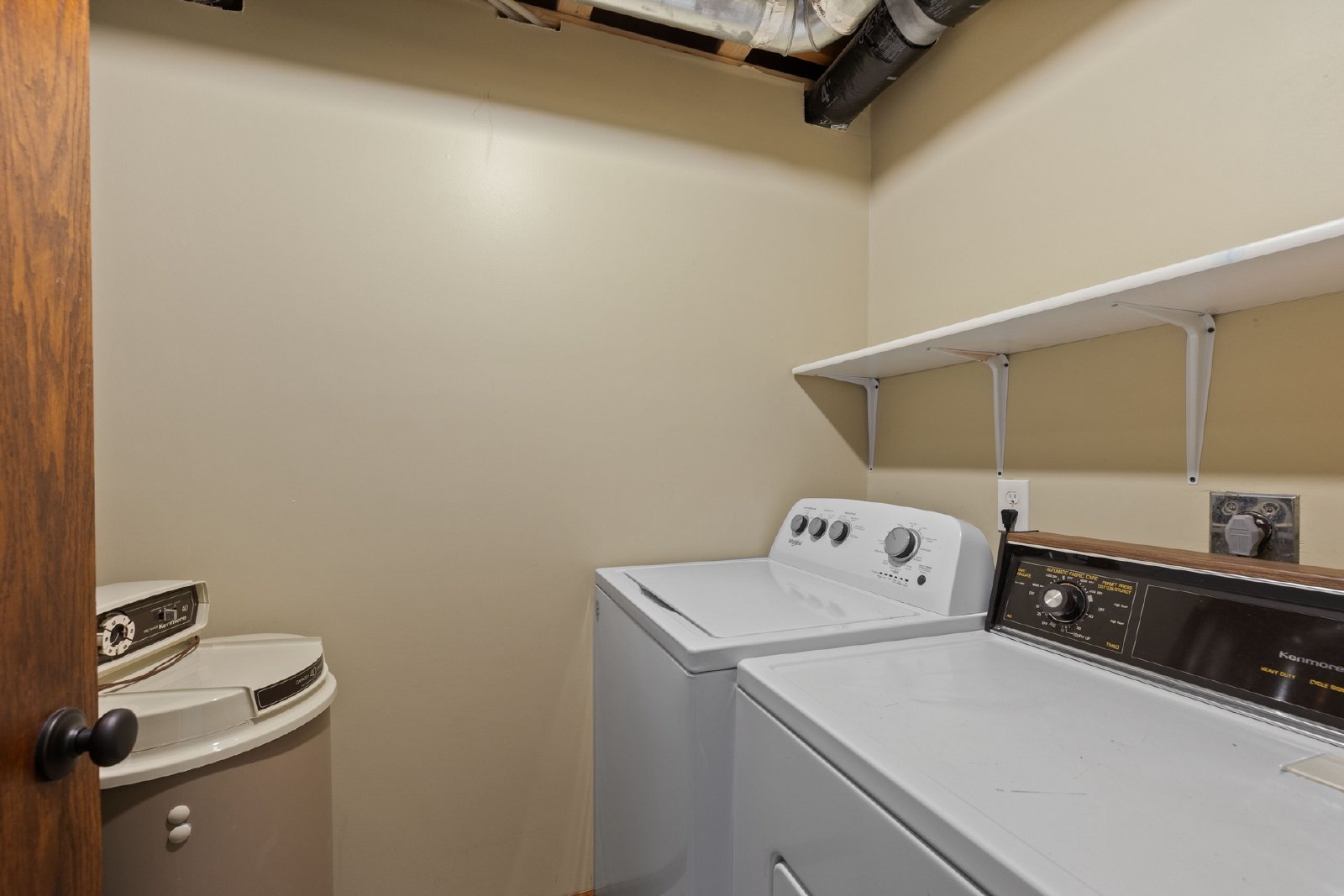 Glencoe Avenue, Lakeville (16940) JP KK1 **TPO** - 1 property image