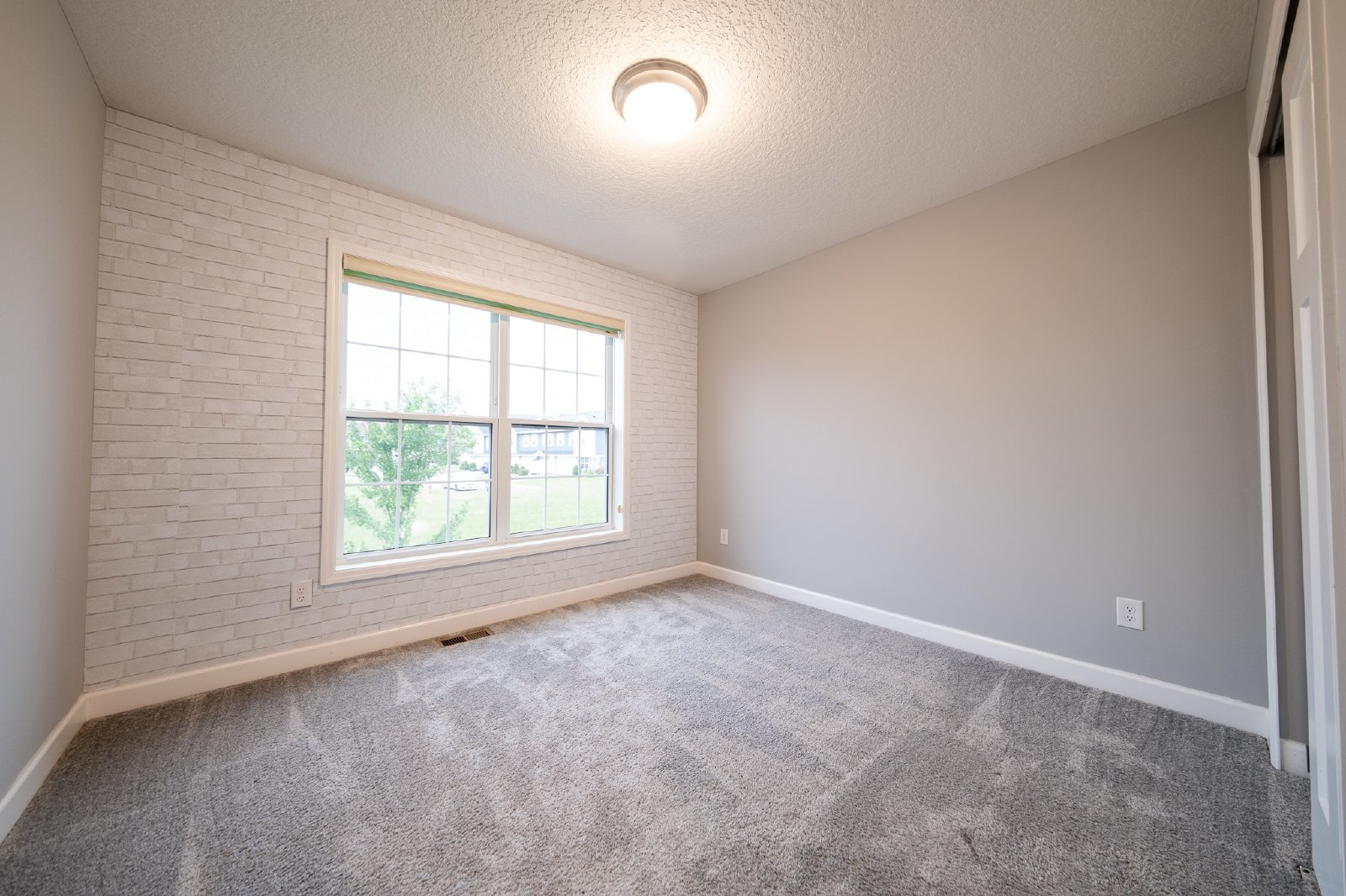 Stable View Drive, Woodbury (4849) RS MG1 *HWP* - 1 property image