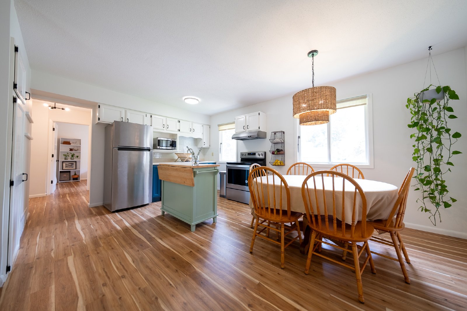 Everest Avenue, Apple Valley (13396) LS JS1 - 1 property image