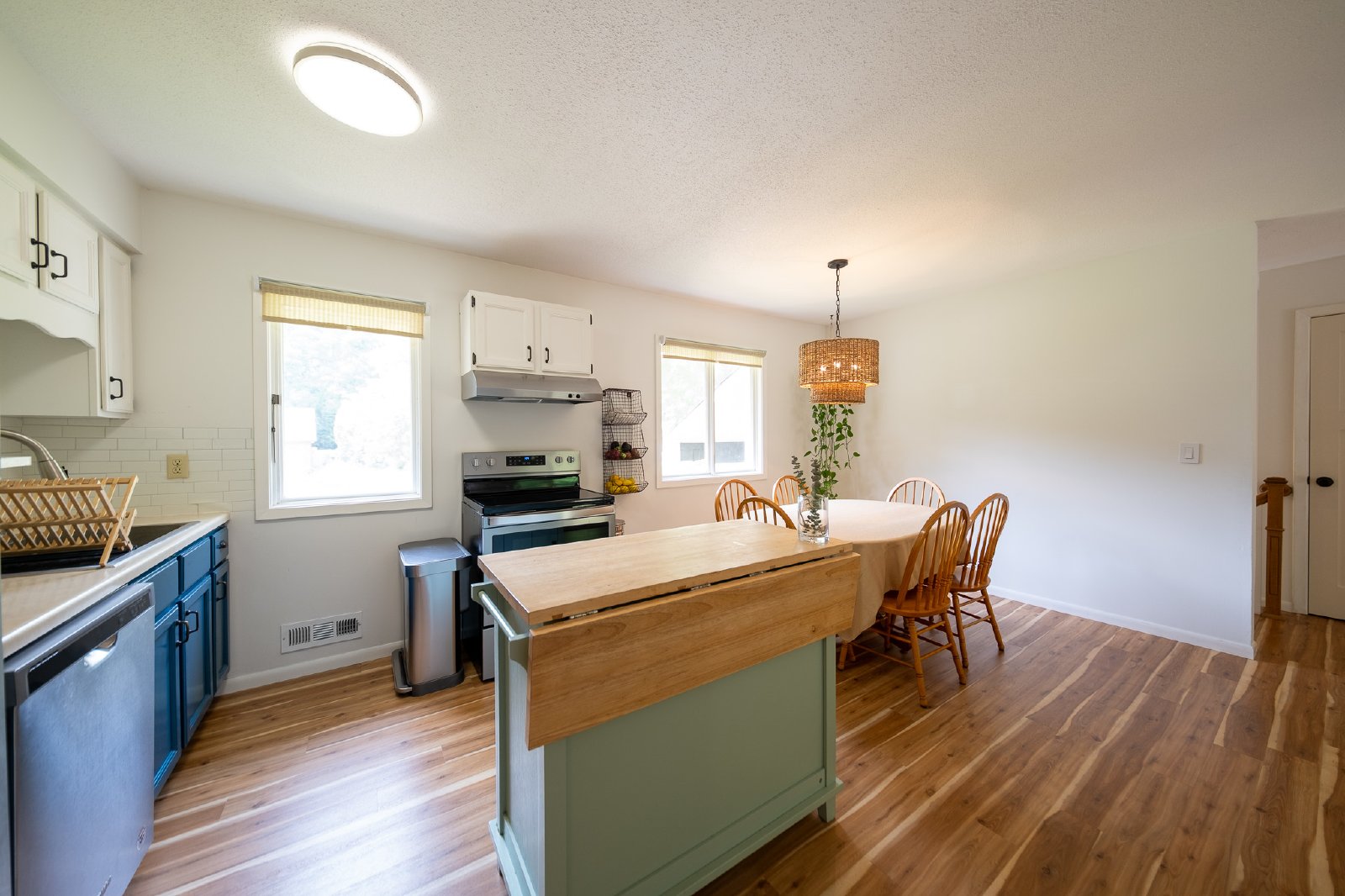 Everest Avenue, Apple Valley (13396) LS JS1 - 1 property image