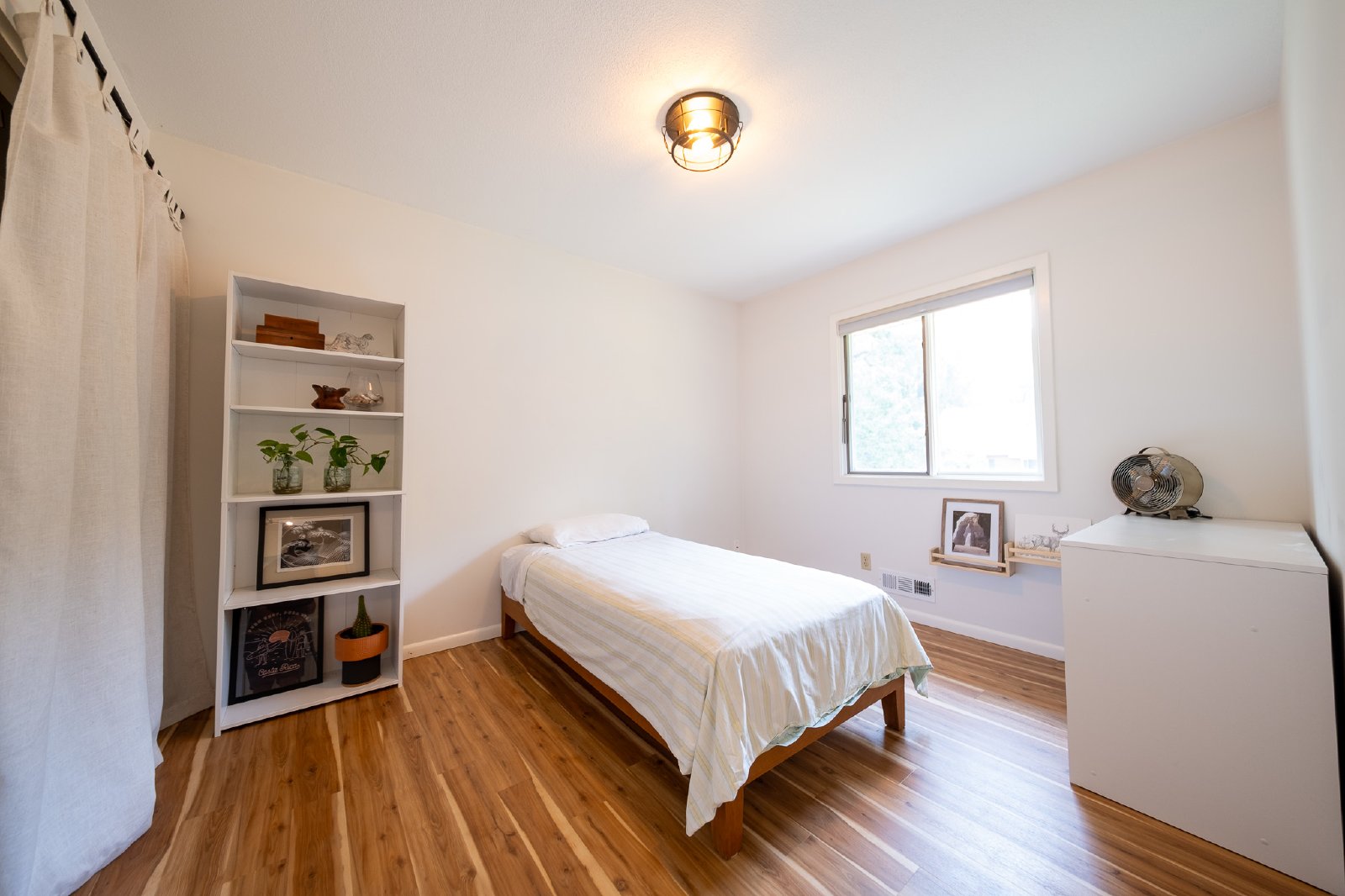Everest Avenue, Apple Valley (13396) LS JS1 - 1 property image