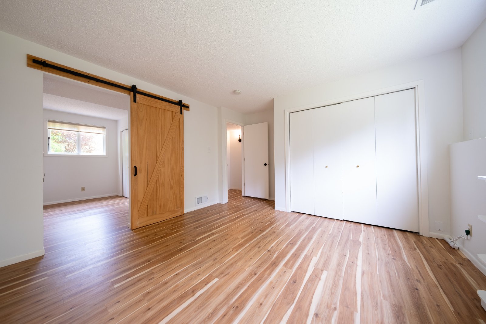 Everest Avenue, Apple Valley (13396) LS JS1 - 1 property image