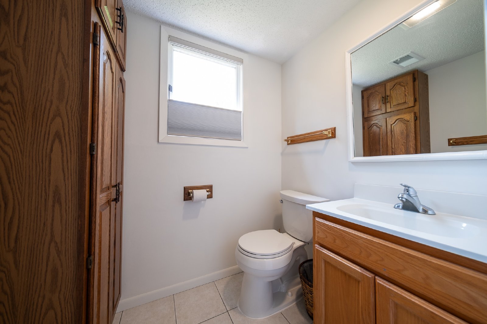 Everest Avenue, Apple Valley (13396) LS JS1 - 1 property image