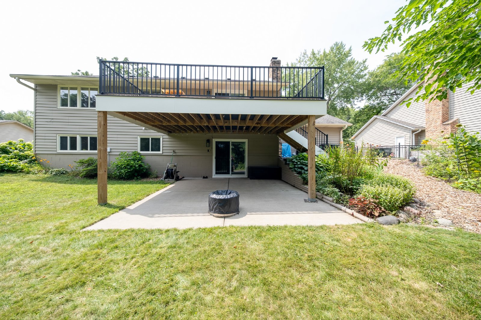 Everest Avenue, Apple Valley (13396) LS JS1 - 1 property image