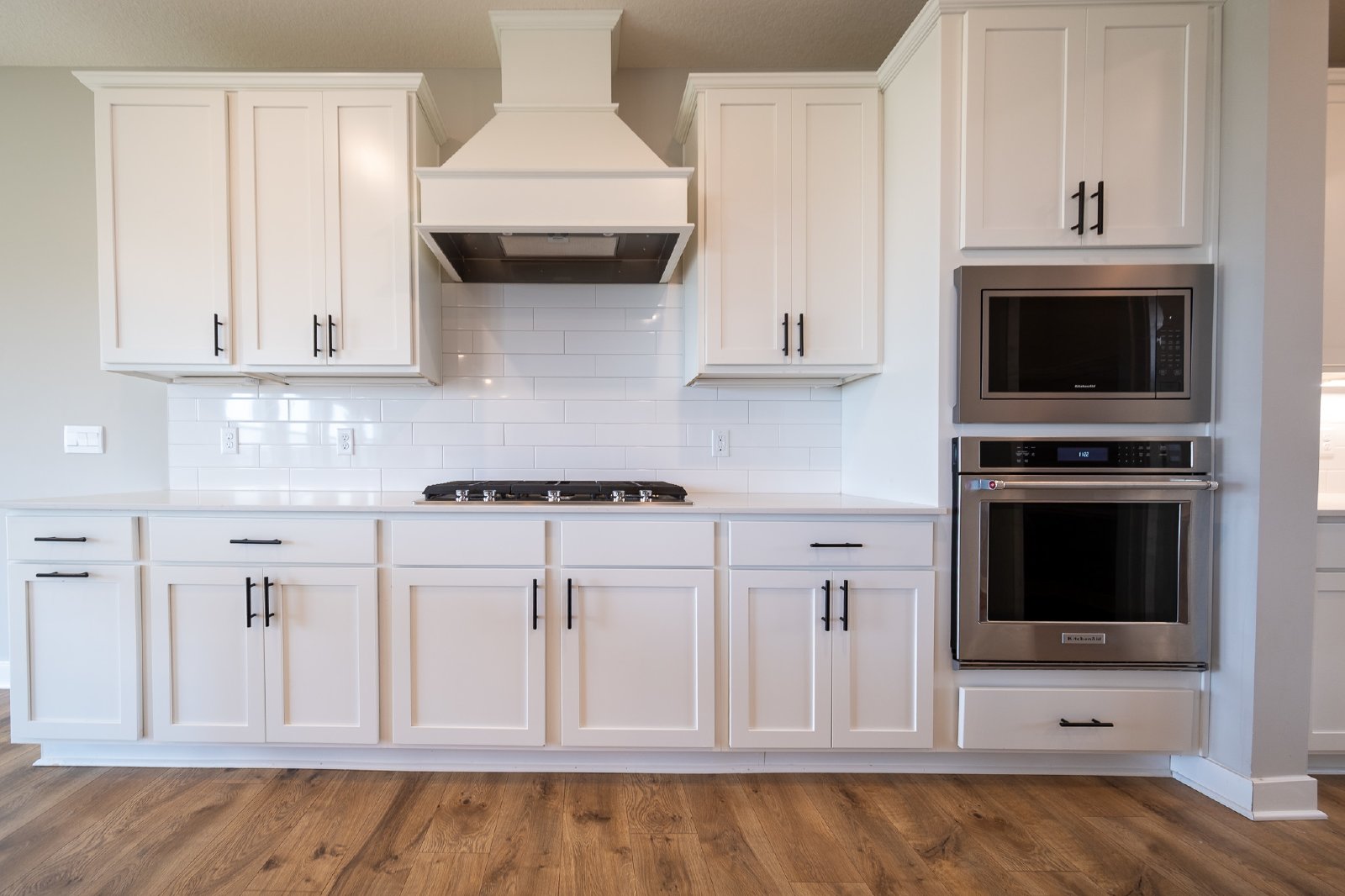 Bent Pine Lane, Woodbury (10704) MJ KK1 - 1 property image