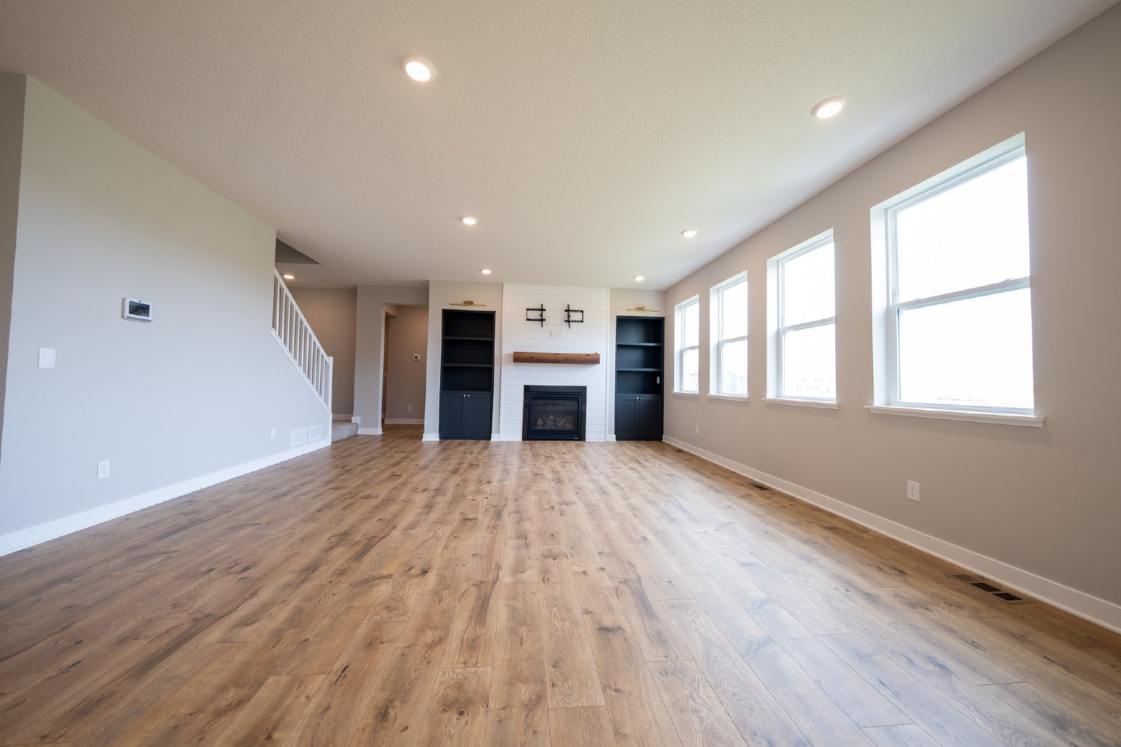 Bent Pine Lane, Woodbury (10704) MJ KK1 - 1 property image
