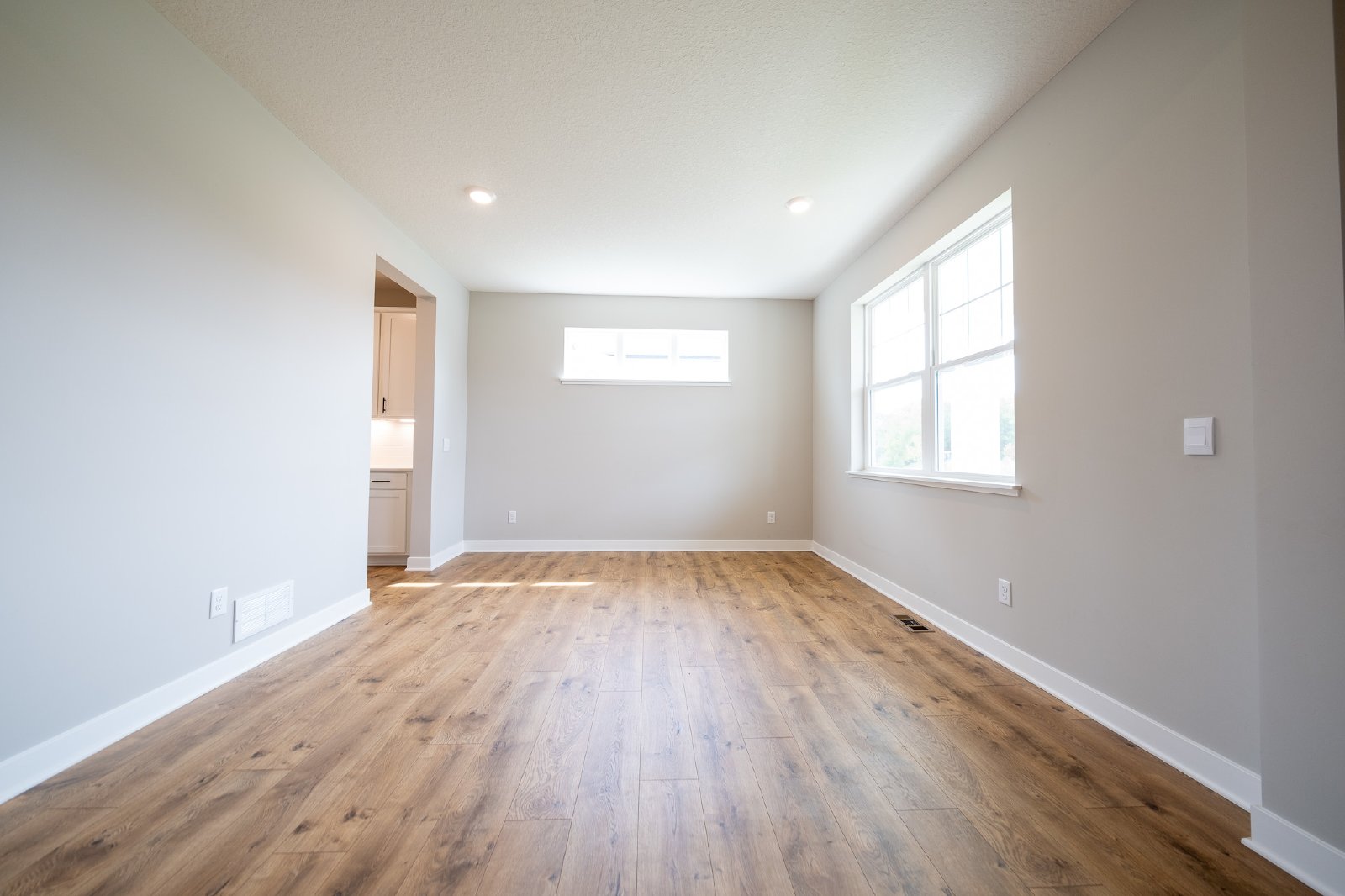 Bent Pine Lane, Woodbury (10704) MJ KK1 - 1 property image