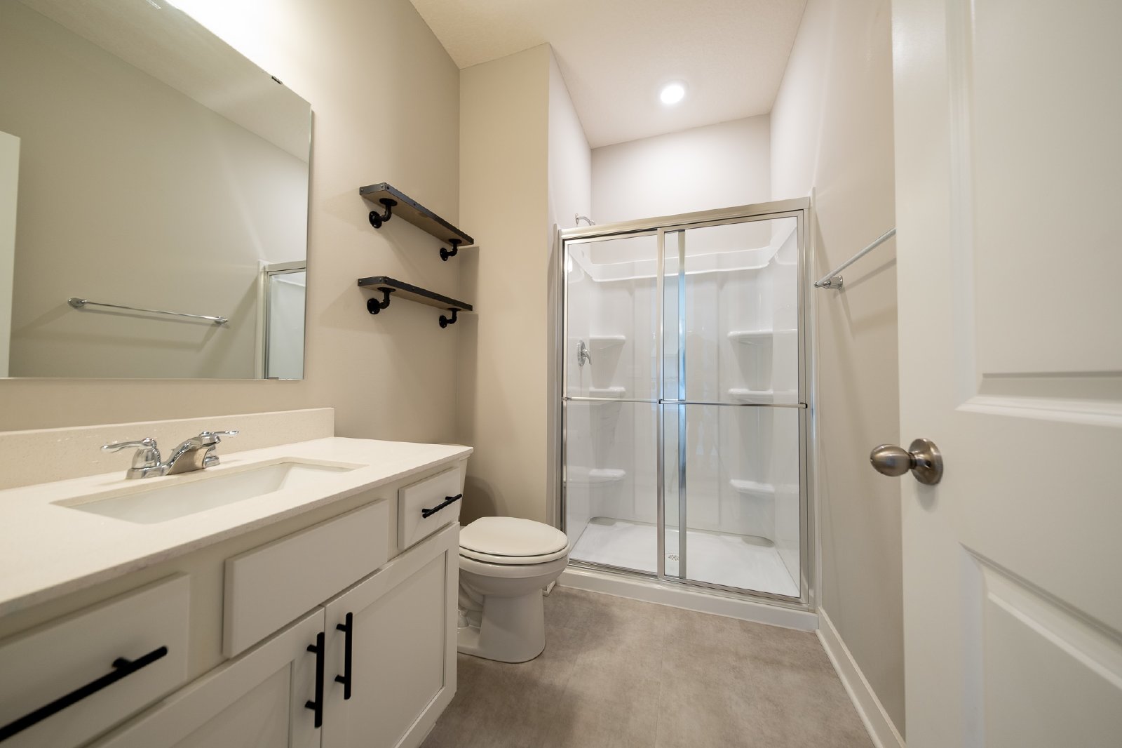 Bent Pine Lane, Woodbury (10704) MJ KK1 - 1 property image