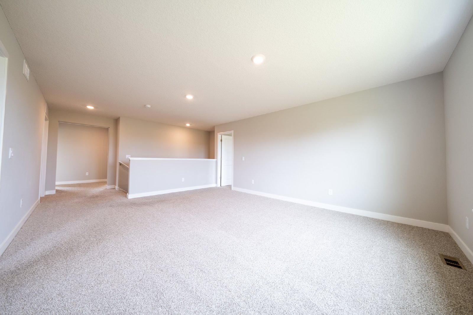 Bent Pine Lane, Woodbury (10704) MJ KK1 - 1 property image
