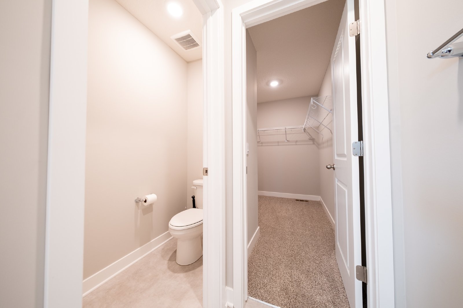 Bent Pine Lane, Woodbury (10704) MJ KK1 - 1 property image