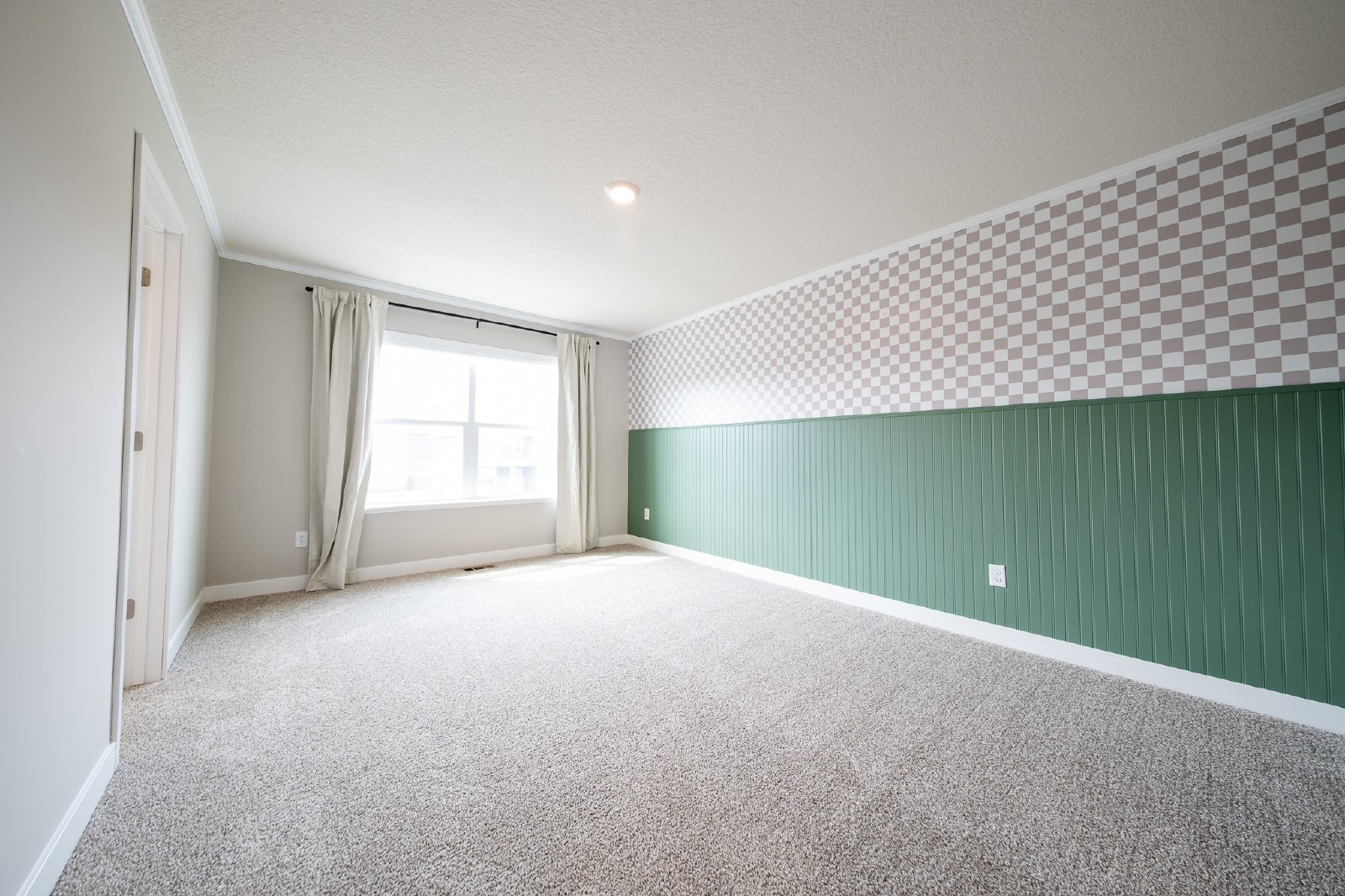 Bent Pine Lane, Woodbury (10704) MJ KK1 - 1 property image