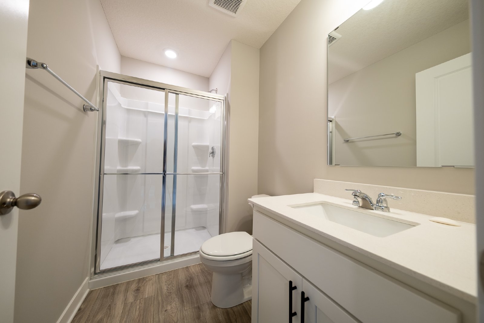 Bent Pine Lane, Woodbury (10704) MJ KK1 - 1 property image