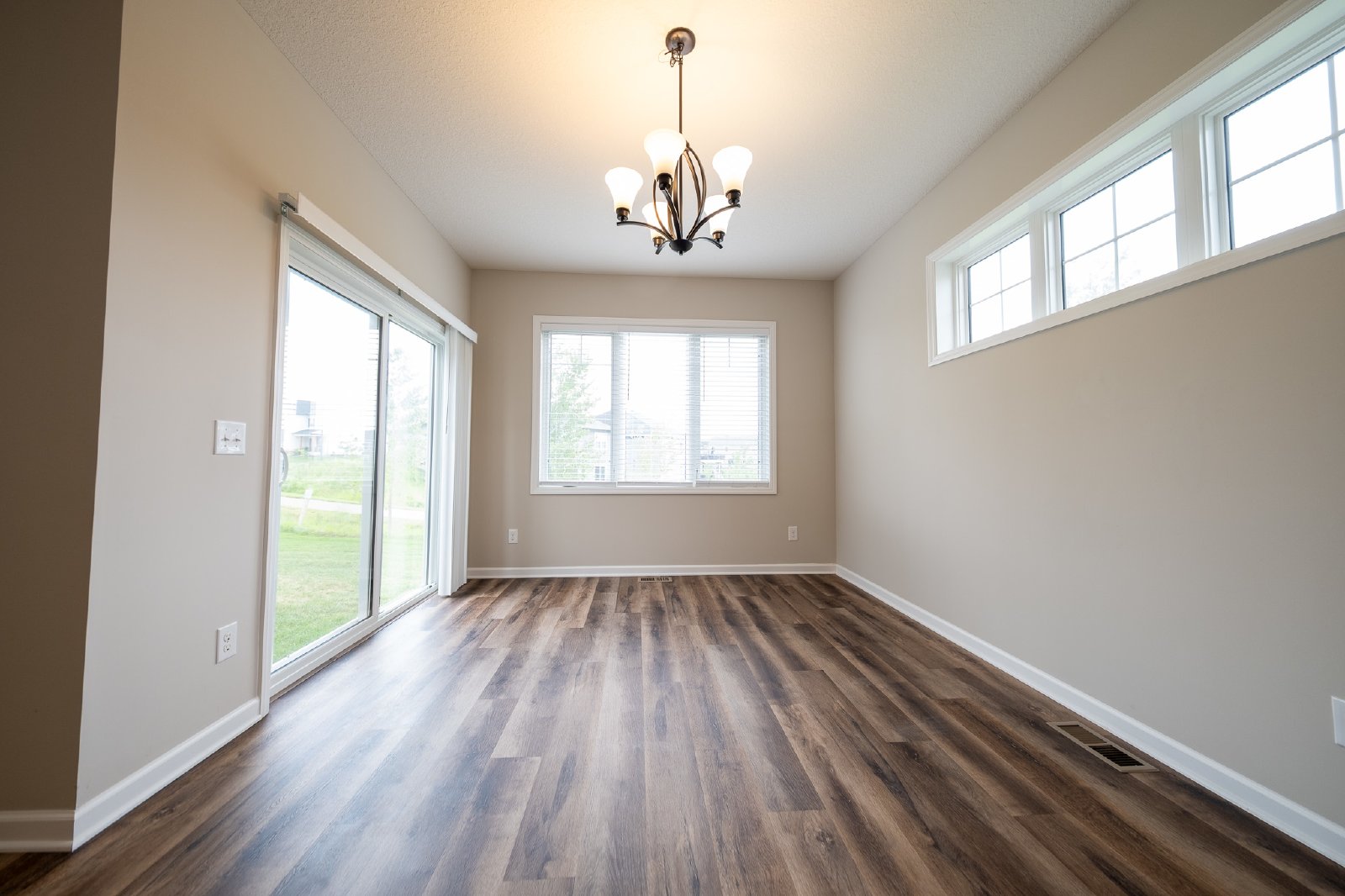 192nd Street West, Farmington (3716) AB JS1 - 1 property image