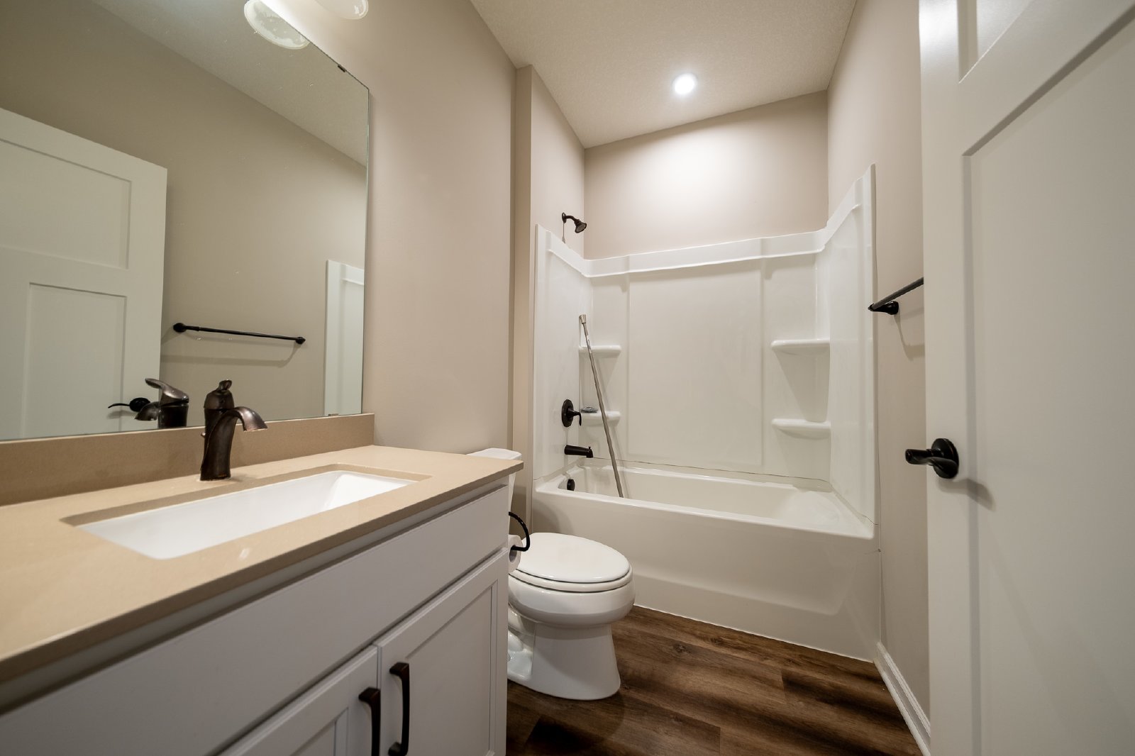 192nd Street West, Farmington (3716) AB JS1 - 1 property image